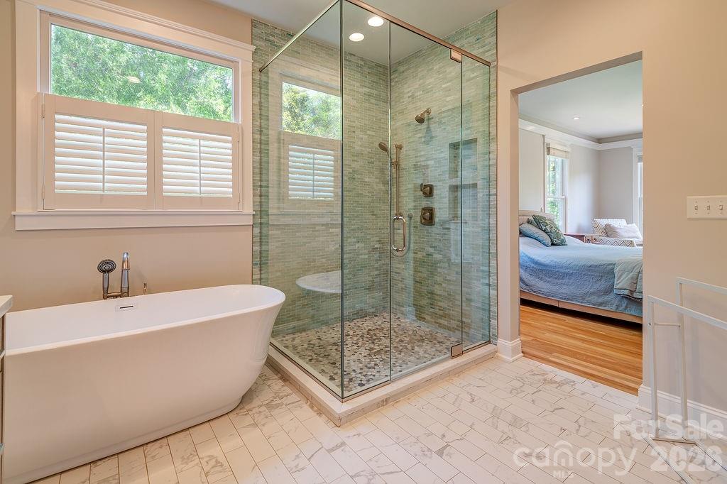 201 Skytop Farm Lane — Hendersonville
