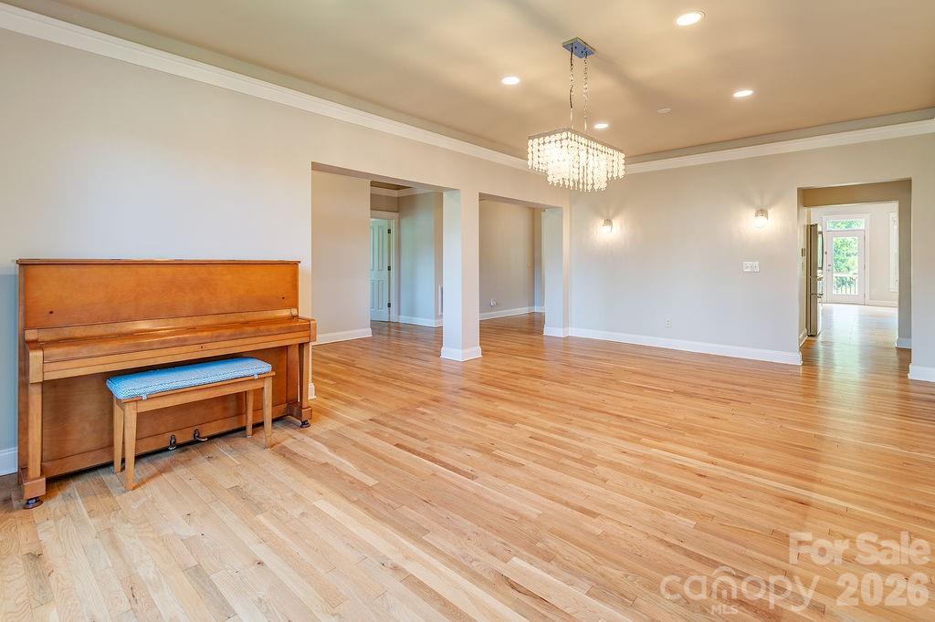 201 Skytop Farm Lane — Hendersonville