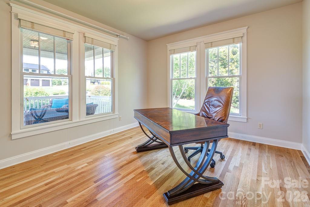 201 Skytop Farm Lane — Hendersonville