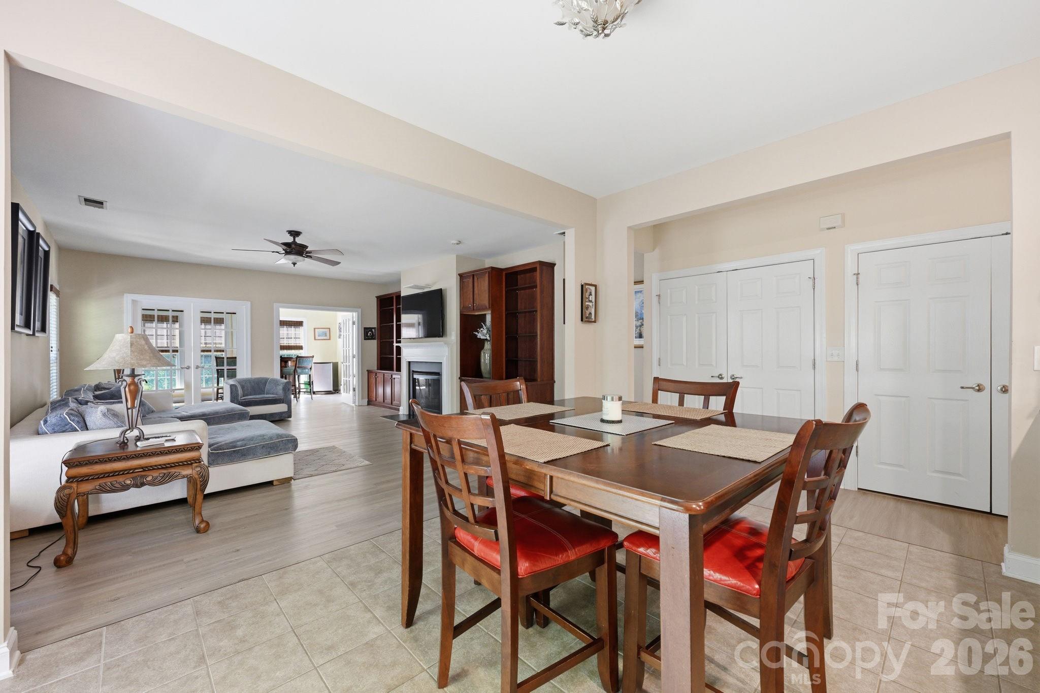 4405 Squirrel Trail Lane — Charlotte