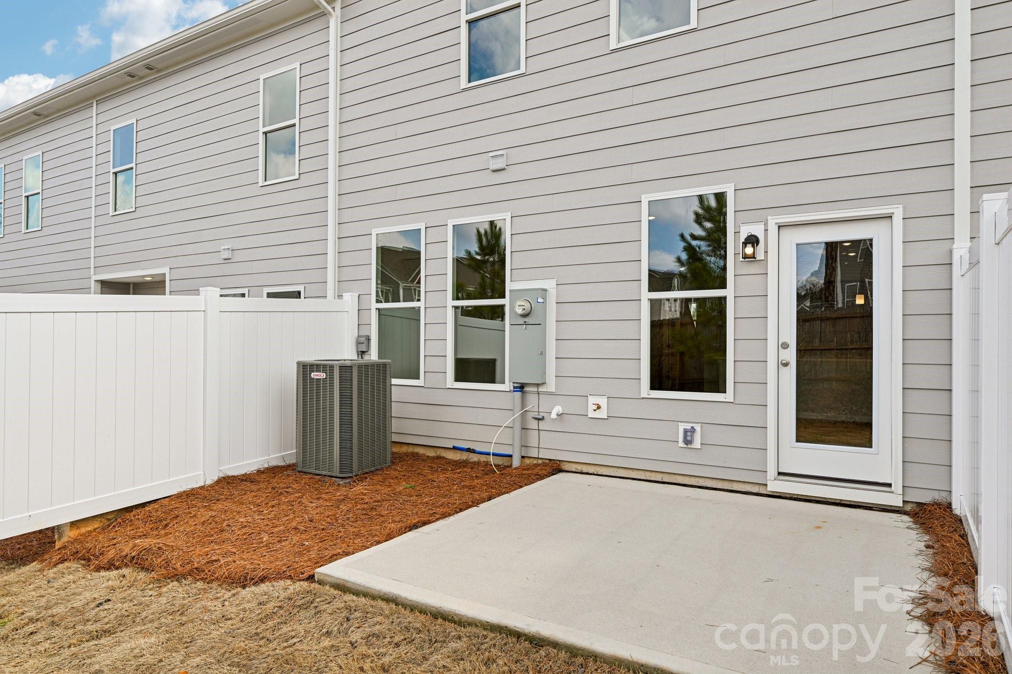 2517 Ruby Dixon Crossing Drive #22 — Gastonia