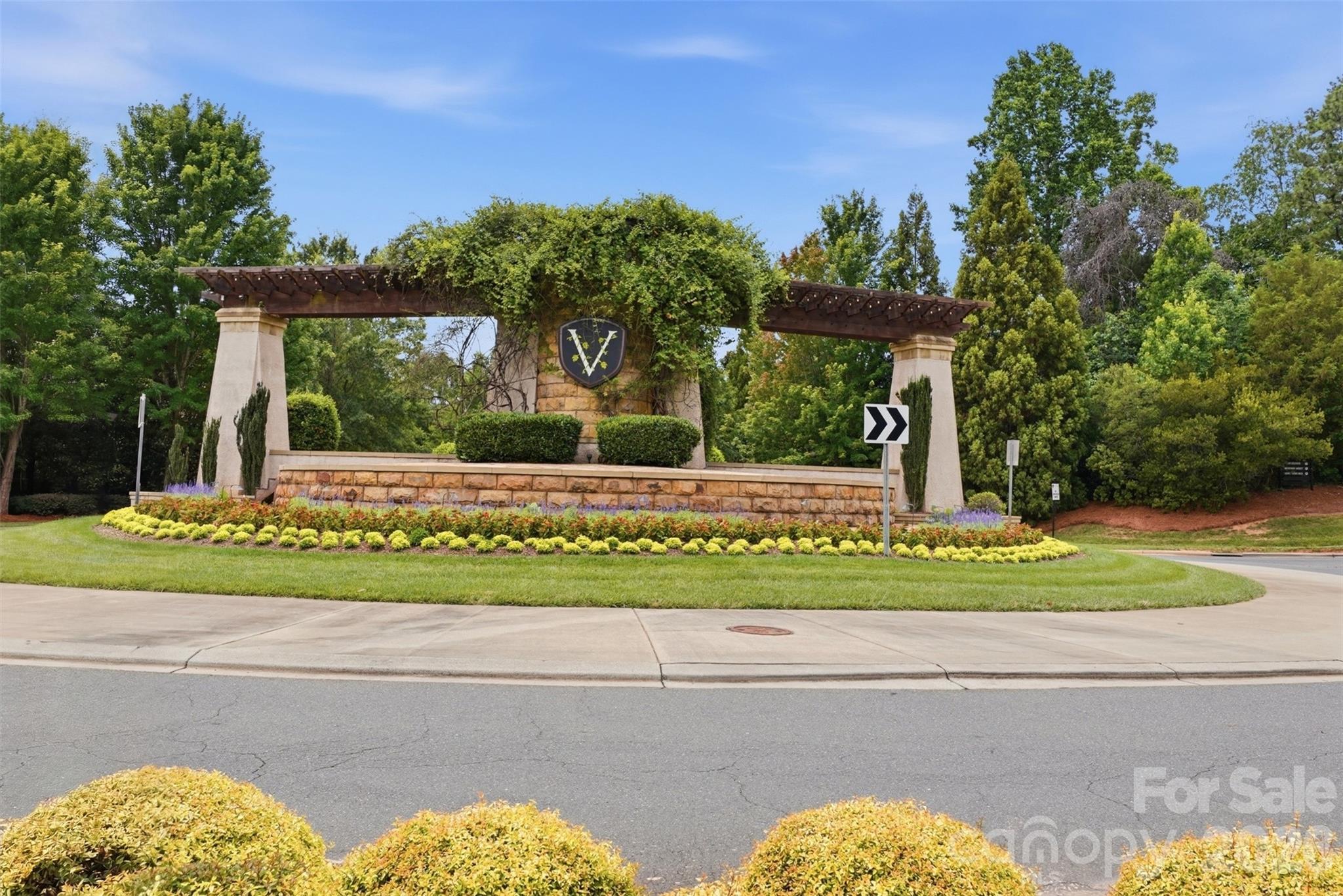 8134 Merryvale Lane — Charlotte