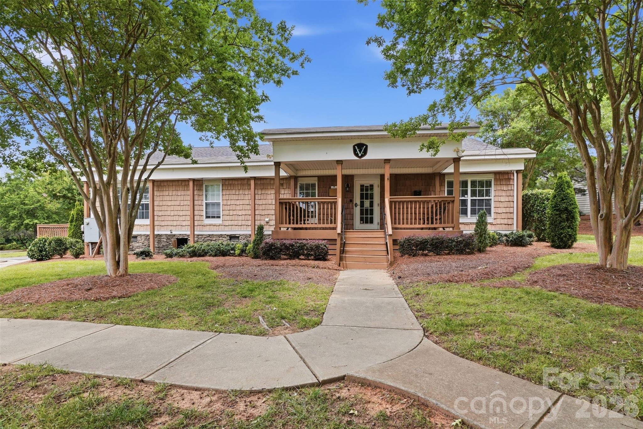 8134 Merryvale Lane — Charlotte