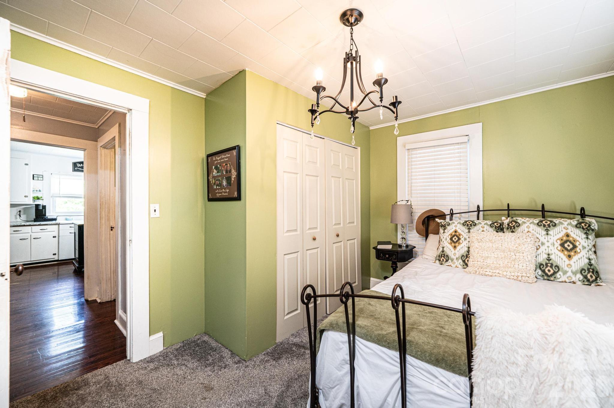 114 Mountain View Street — Morganton