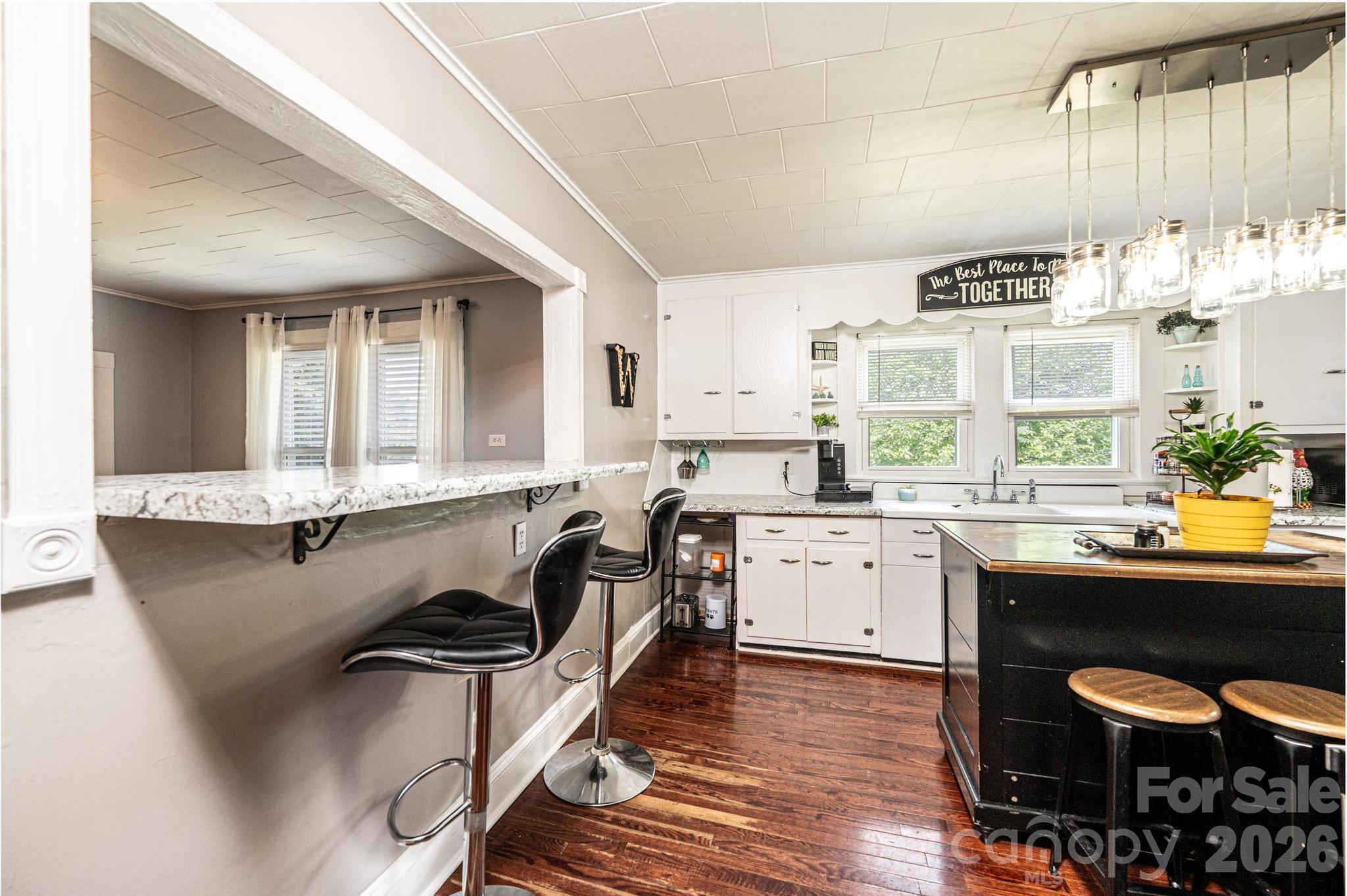 114 Mountain View Street — Morganton