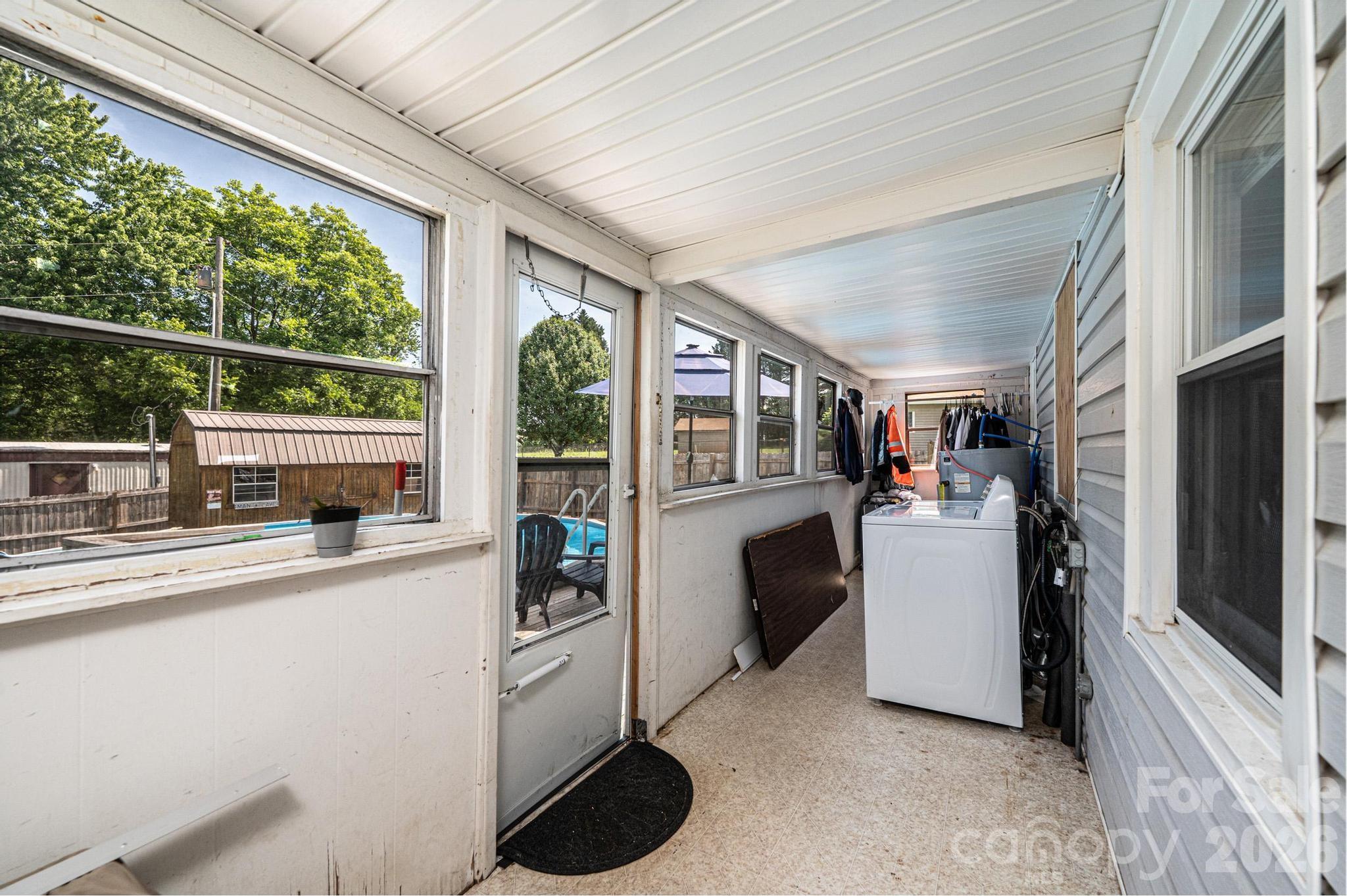 114 Mountain View Street — Morganton