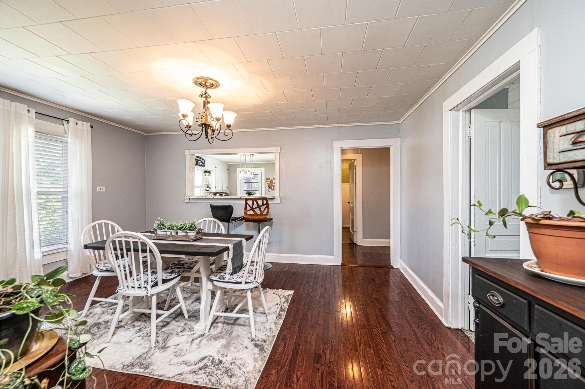 114 Mountain View Street — Morganton
