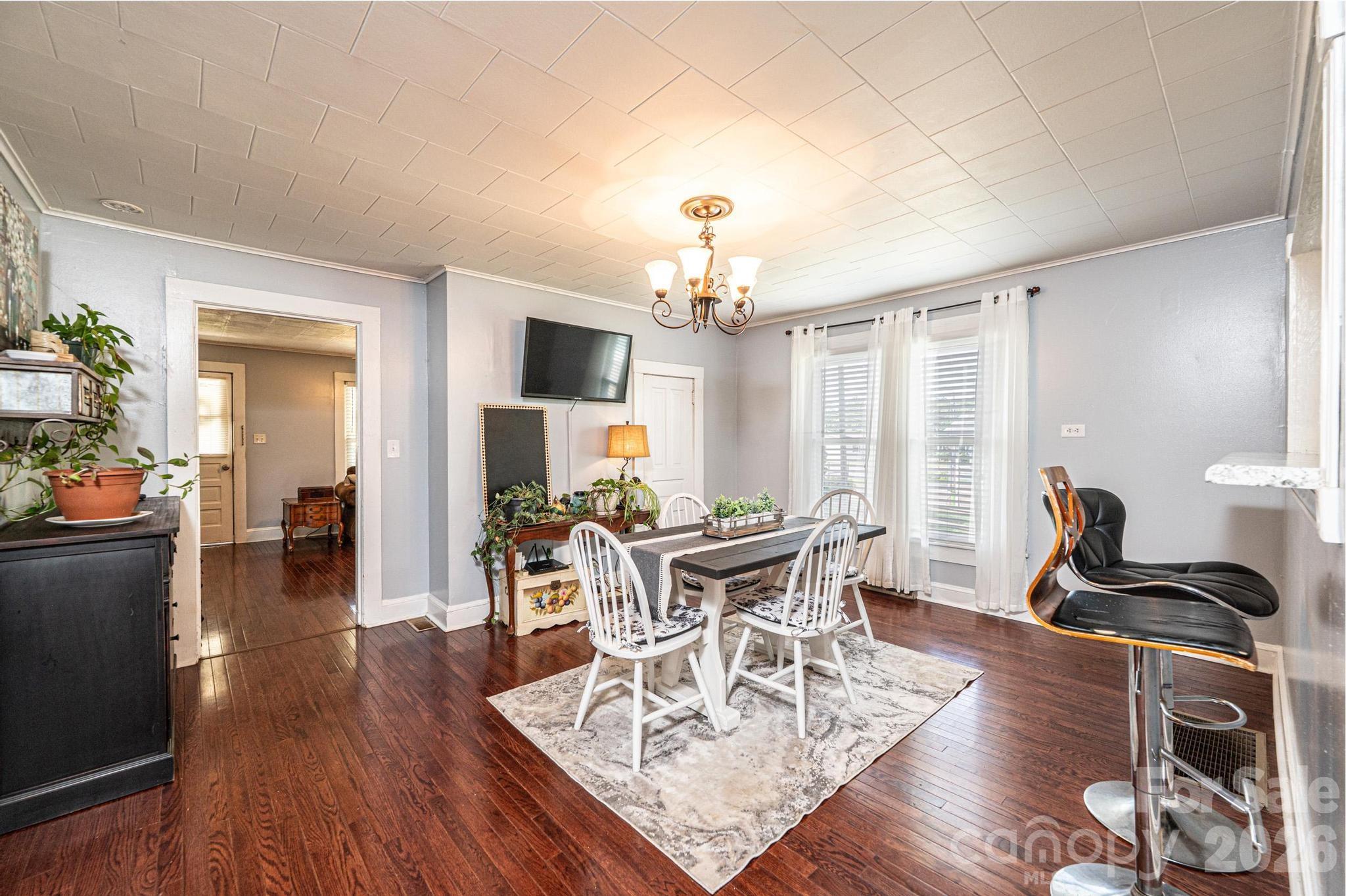 114 Mountain View Street — Morganton