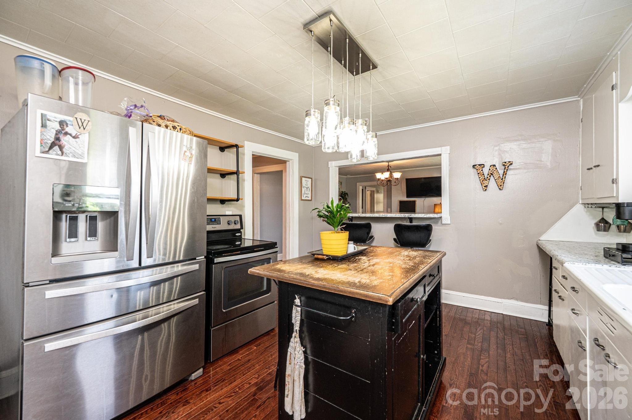 114 Mountain View Street — Morganton