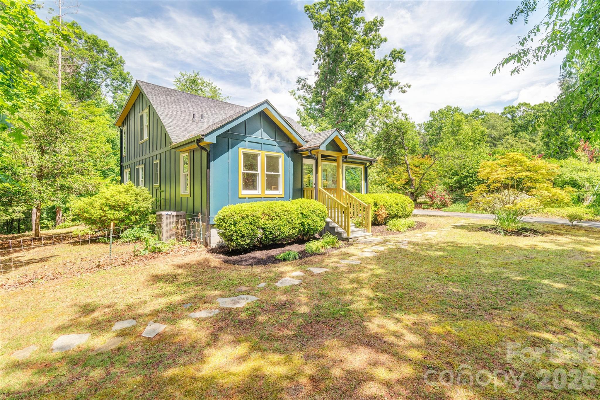 136 Graveyard Road — Fairview