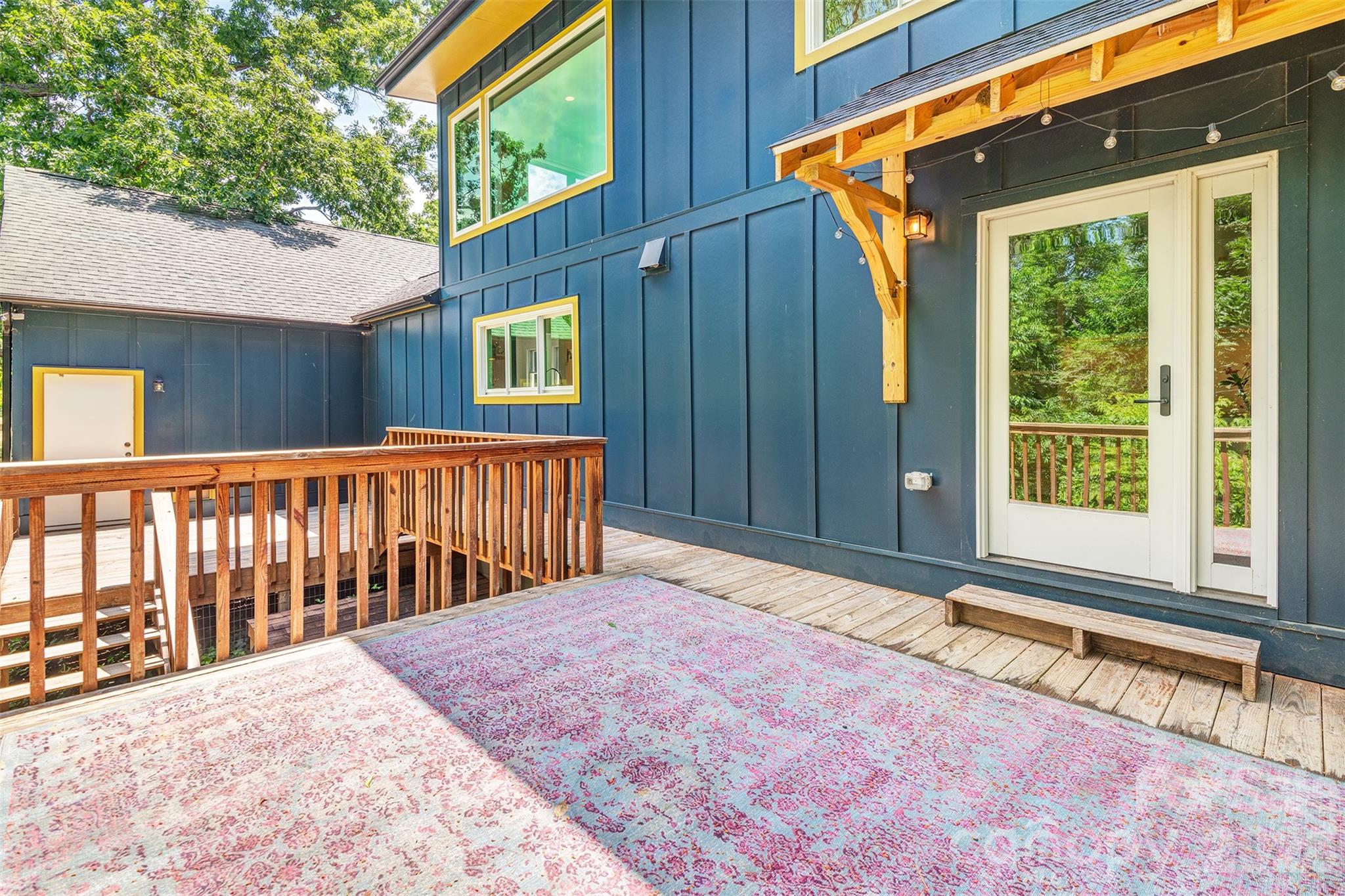 136 Graveyard Road — Fairview