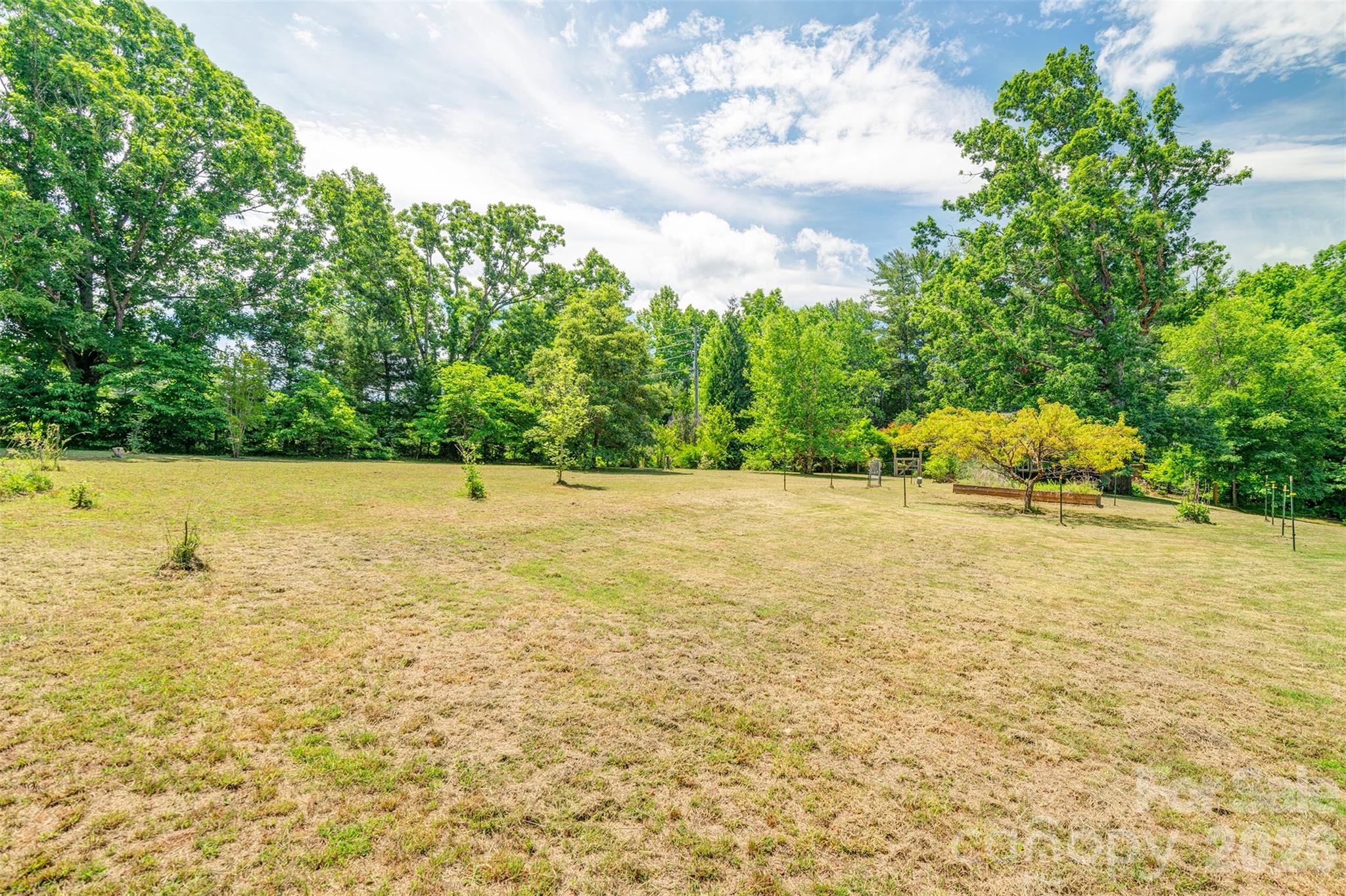 136 Graveyard Road — Fairview