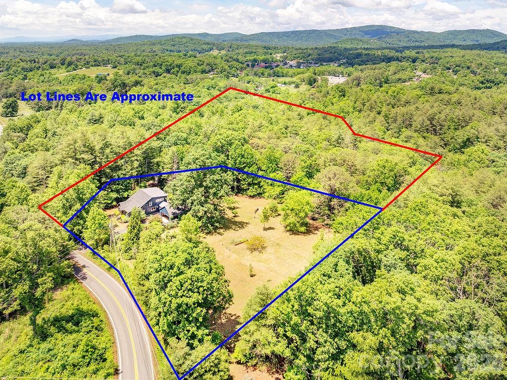 136 Graveyard Road — Fairview