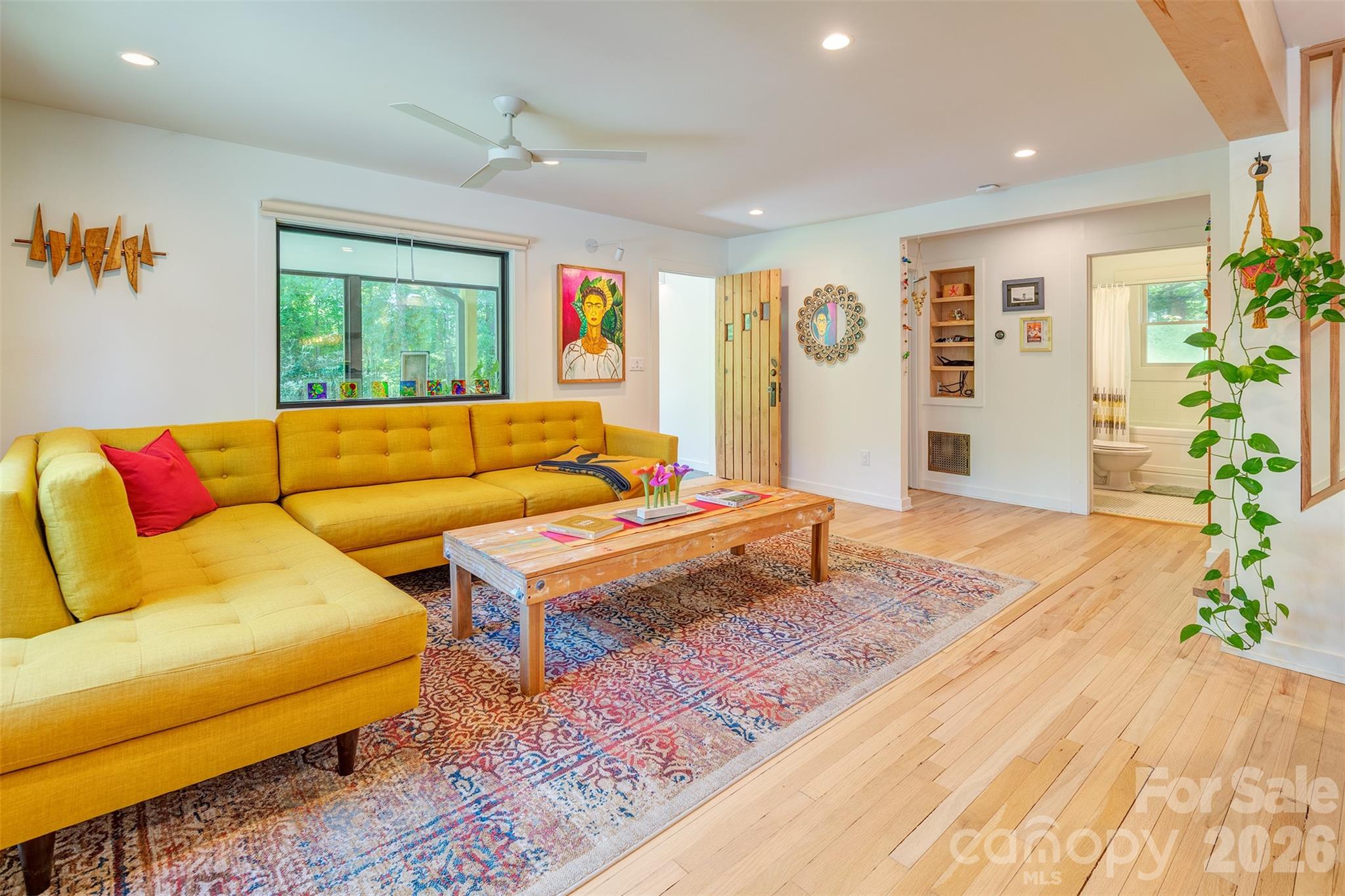 136 Graveyard Road — Fairview
