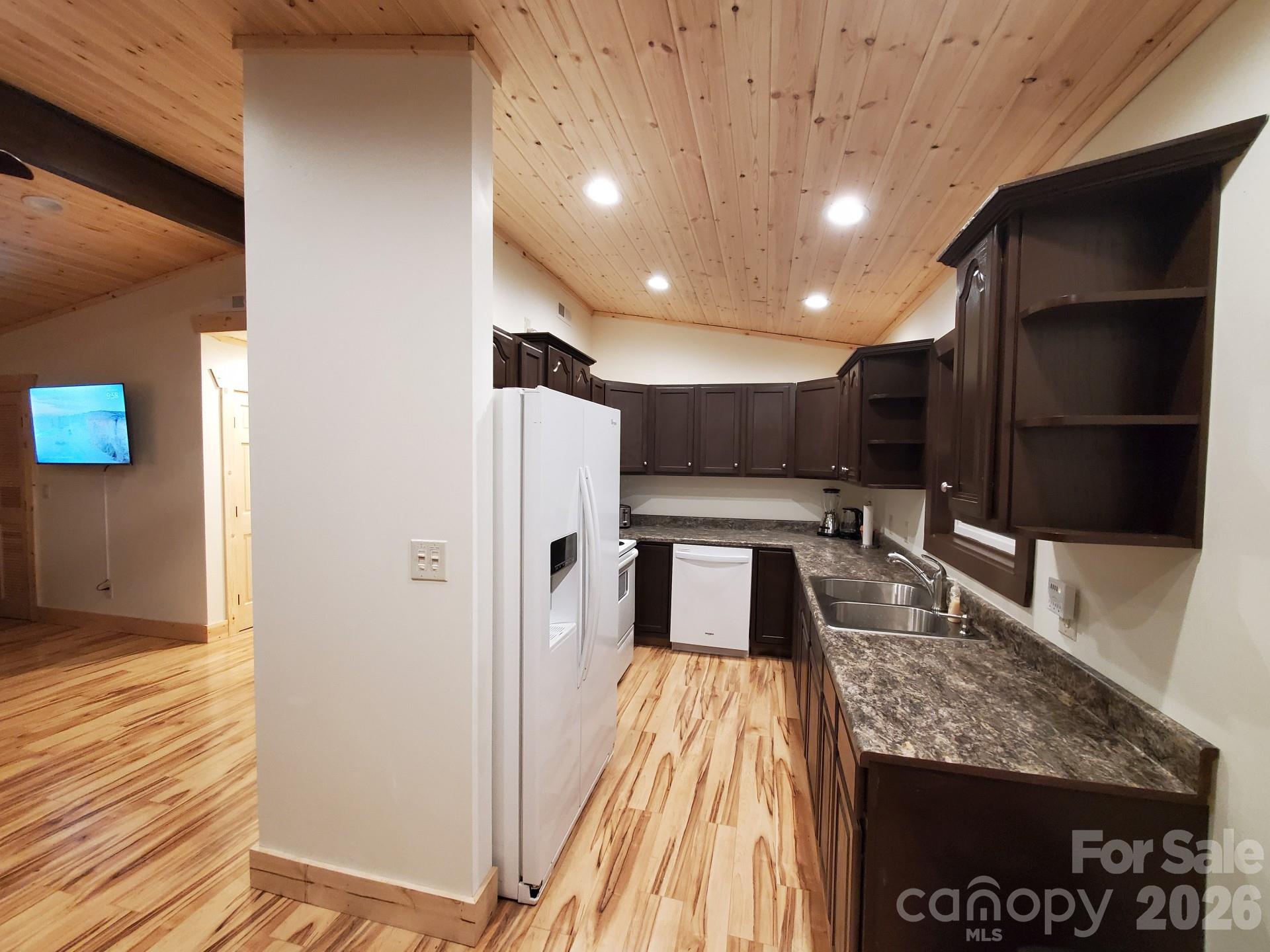 50 Water Way — Pisgah Forest