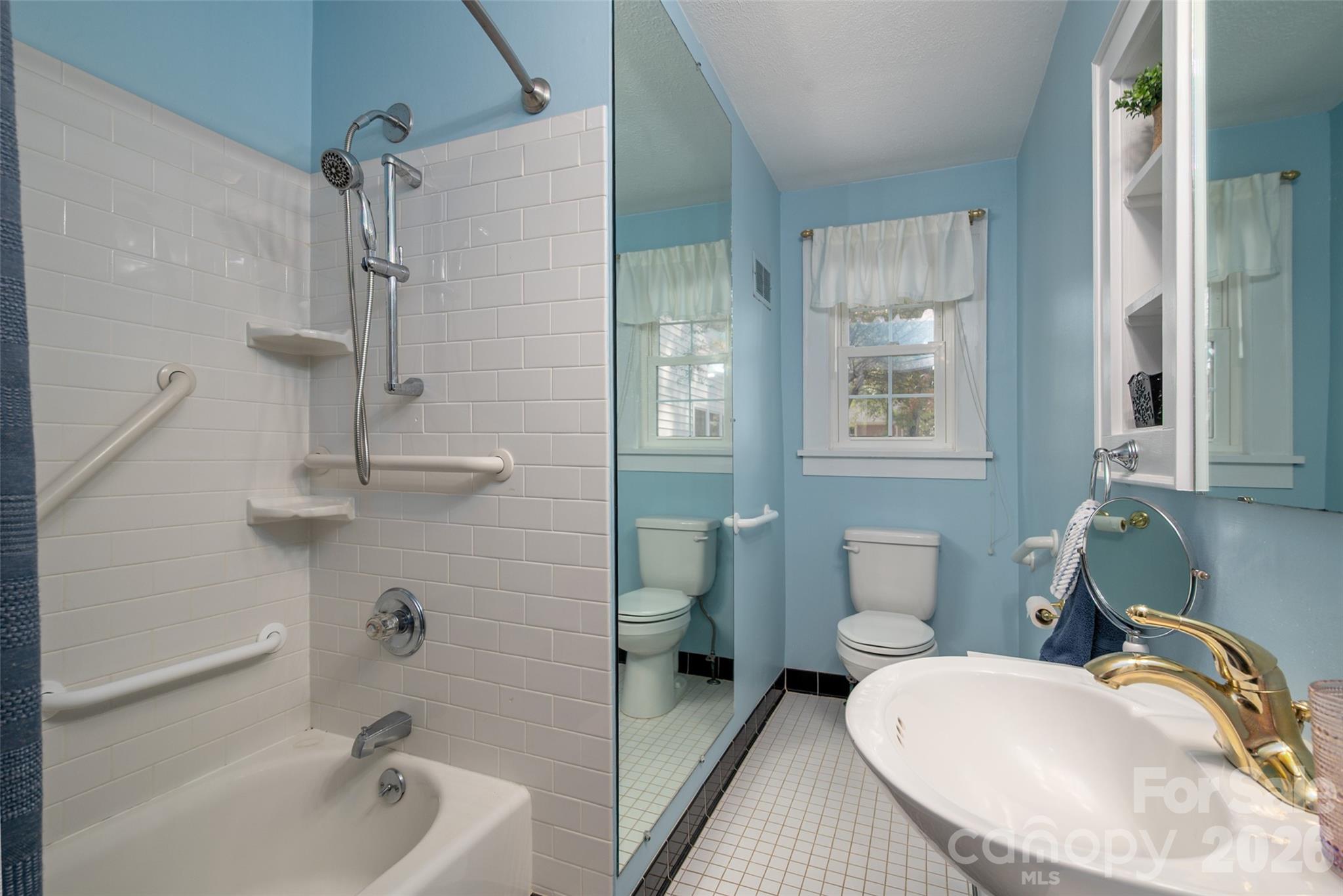 116 E Hill Street — Fort Mill