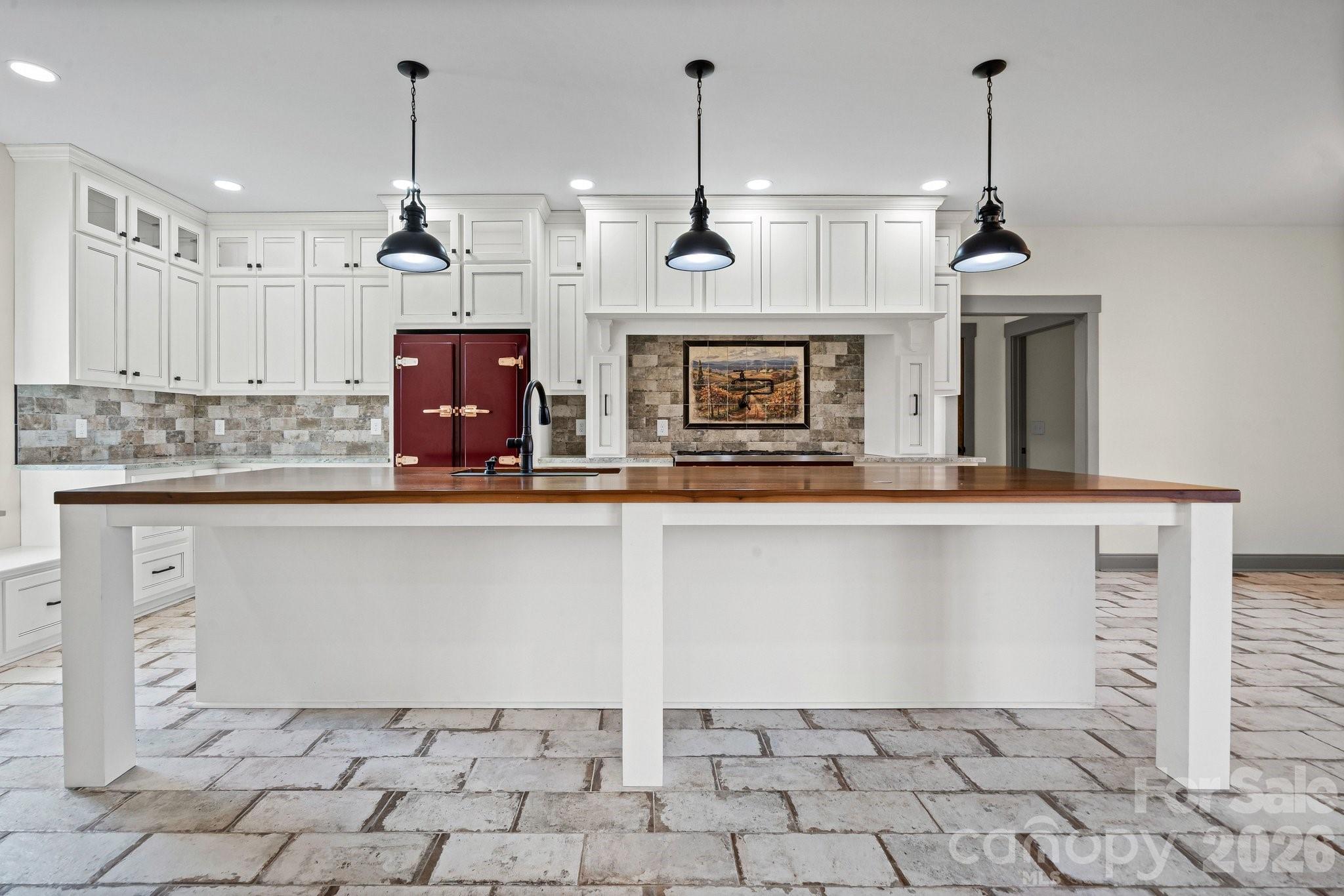 12041 Hazard Road — Oakboro