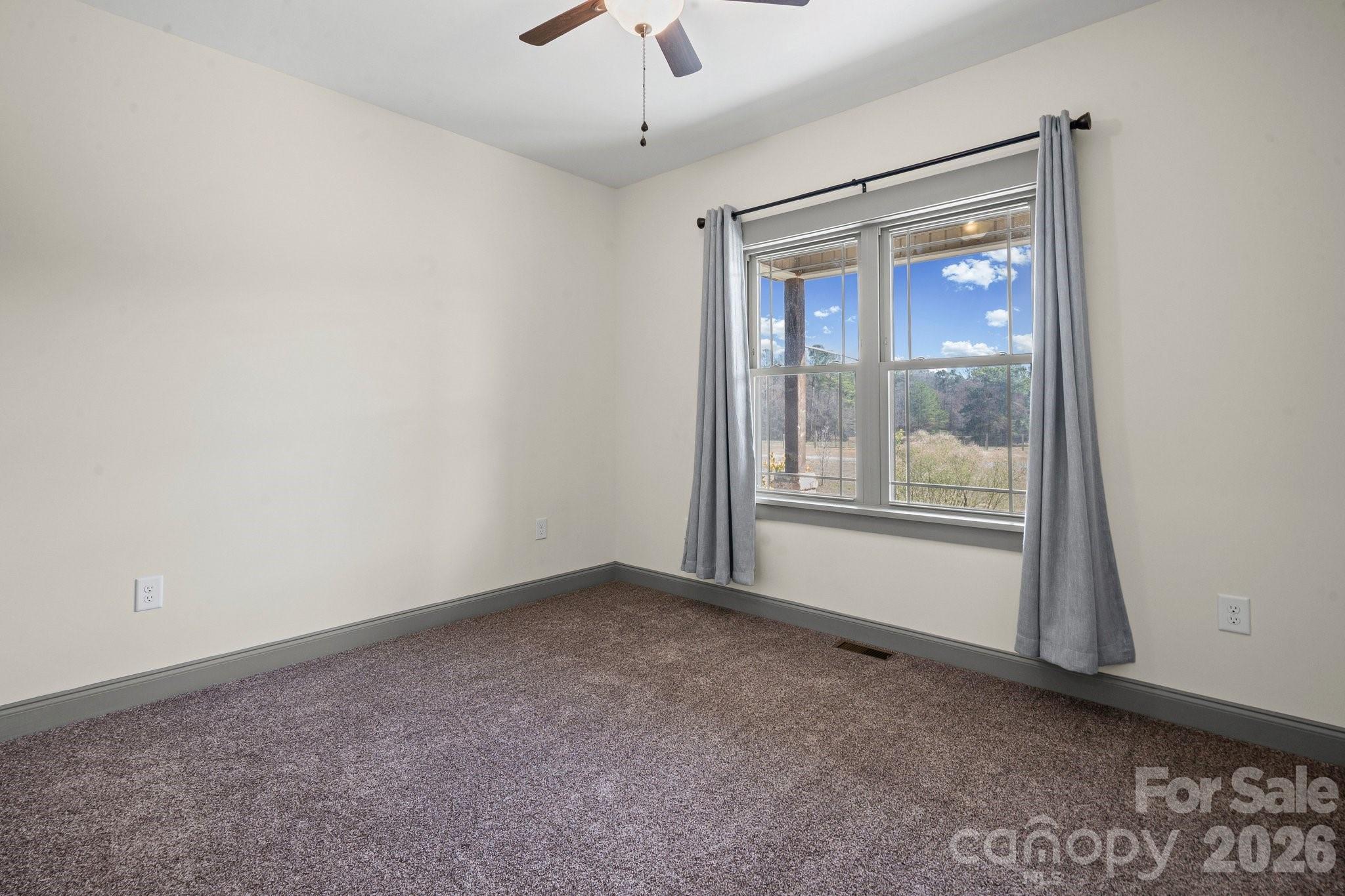 12041 Hazard Road — Oakboro
