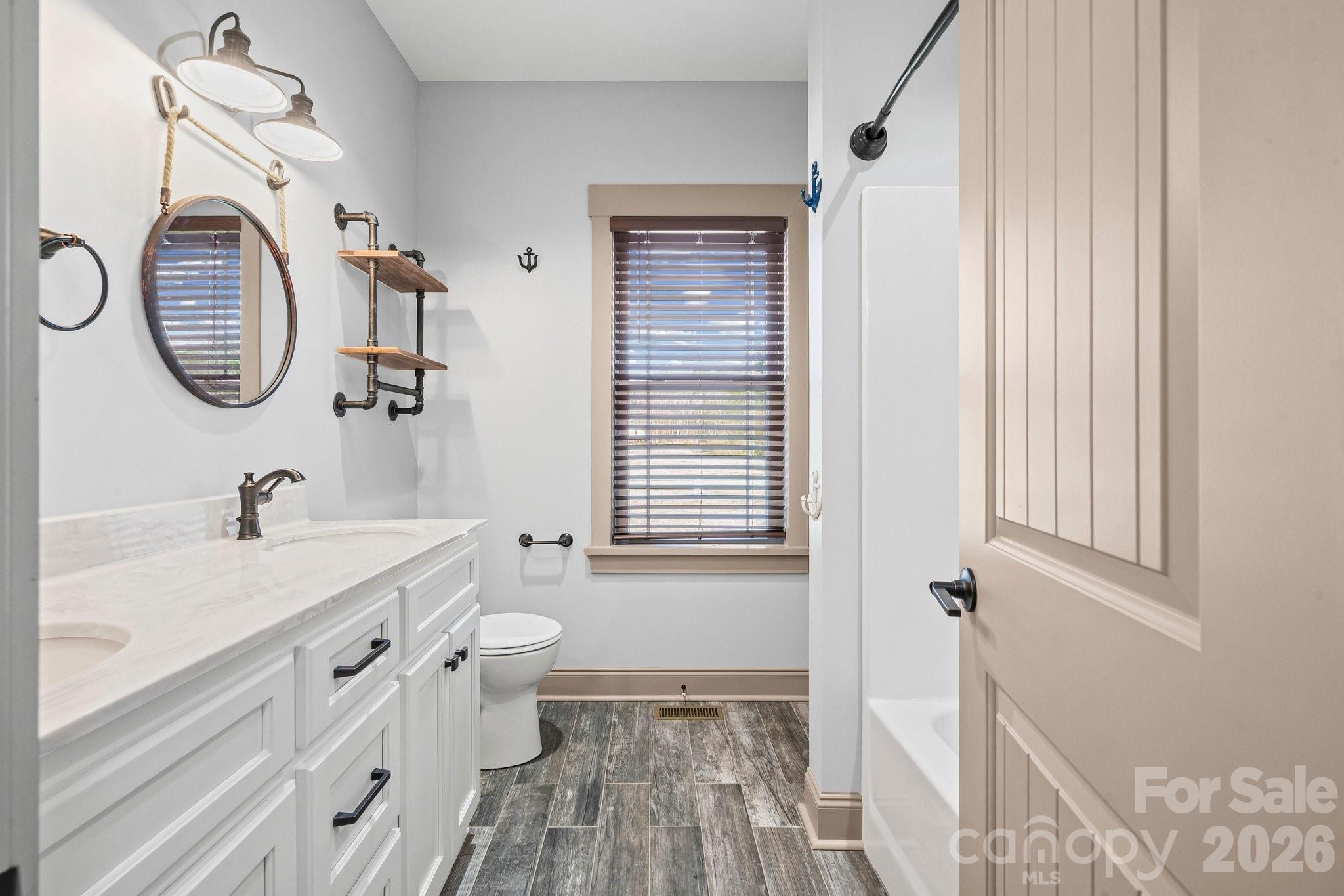 12041 Hazard Road — Oakboro