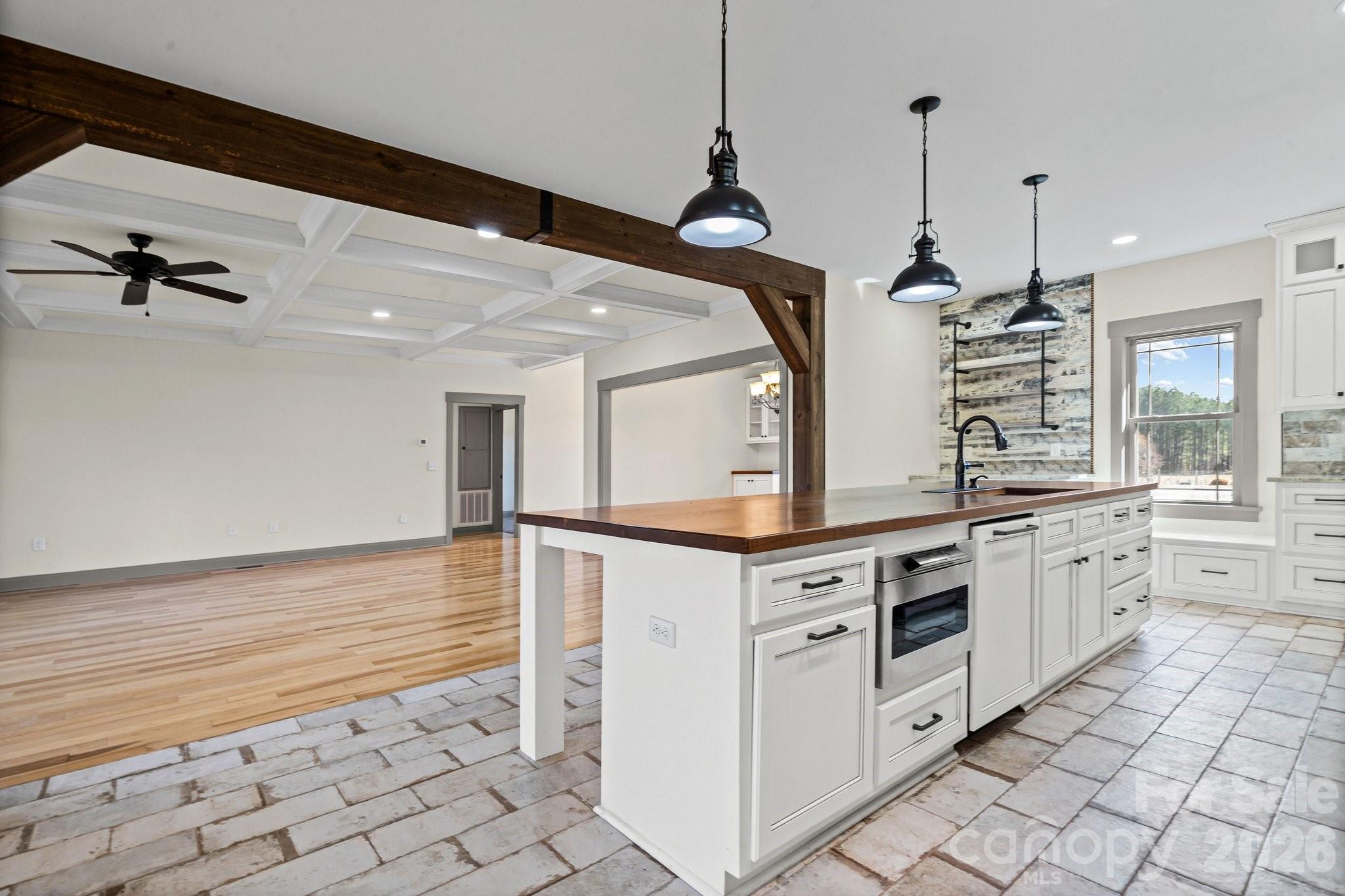 12041 Hazard Road — Oakboro