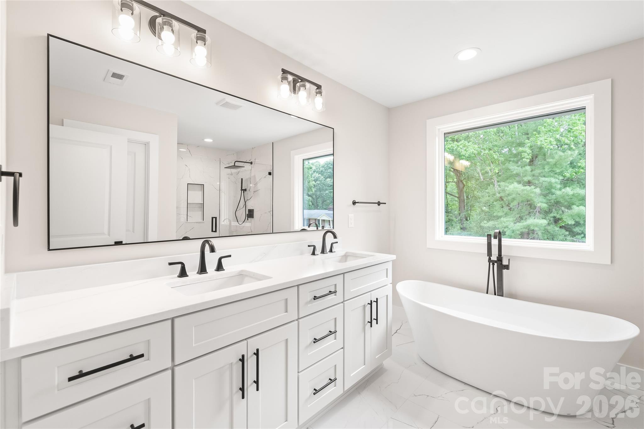 111 Keowee Circle — Indian Trail