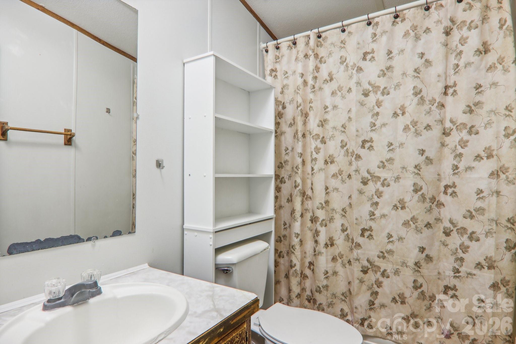 138 Buddy Lane — Chimney Rock