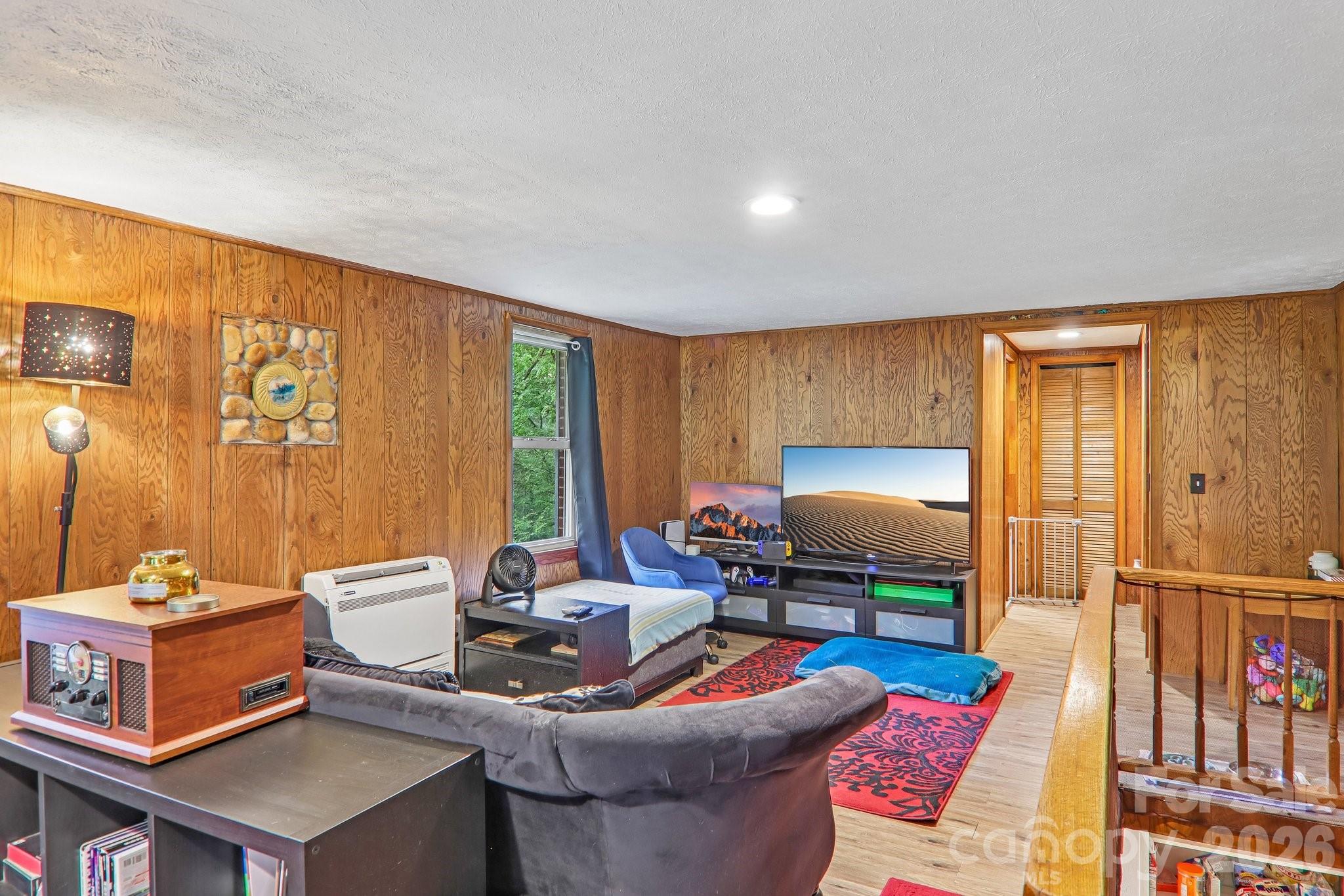 677 Mount Olivet Road — Zirconia