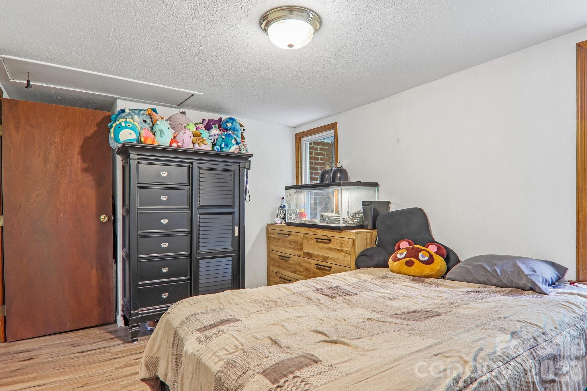 677 Mount Olivet Road — Zirconia