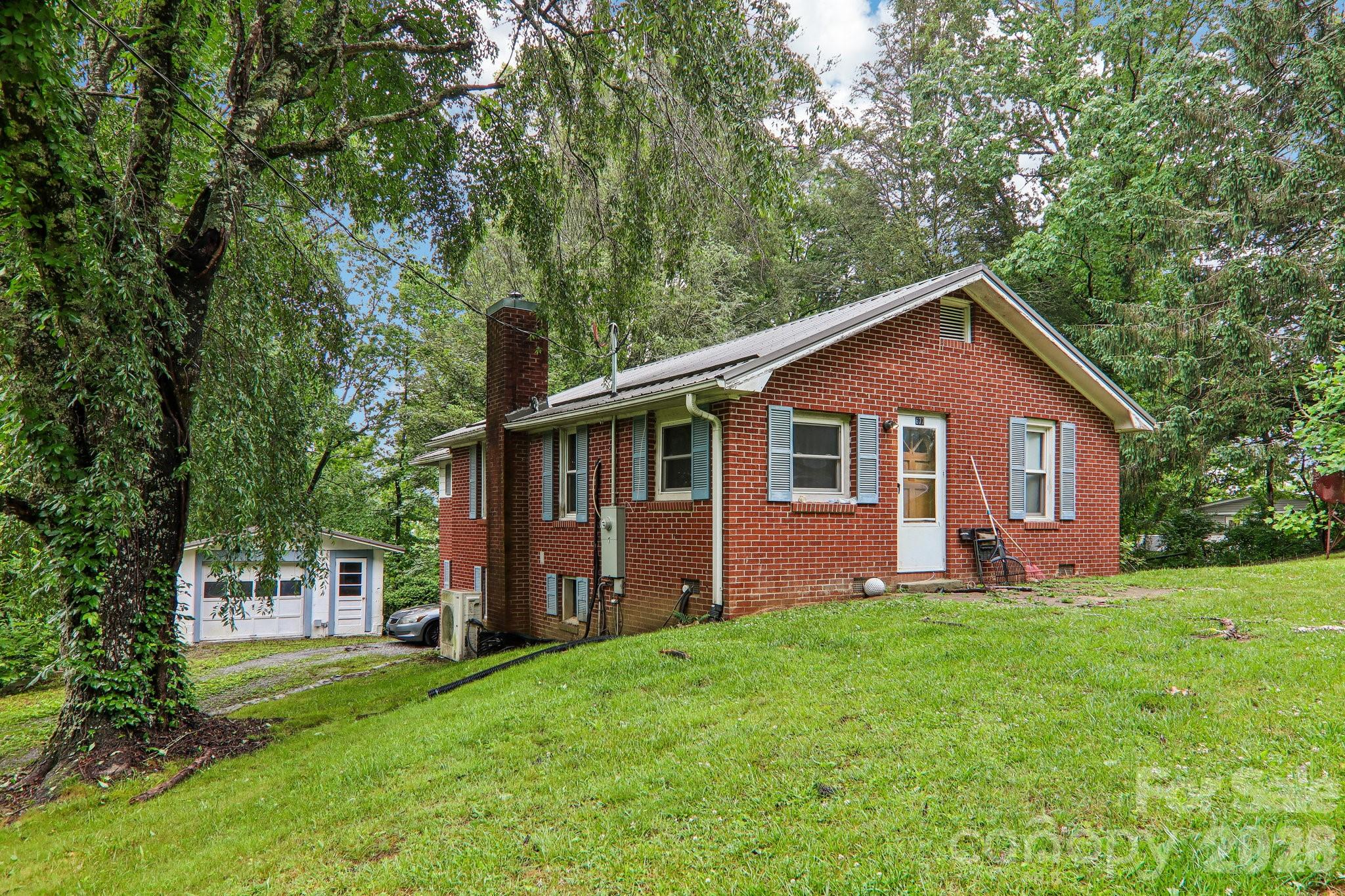 677 Mount Olivet Road — Zirconia