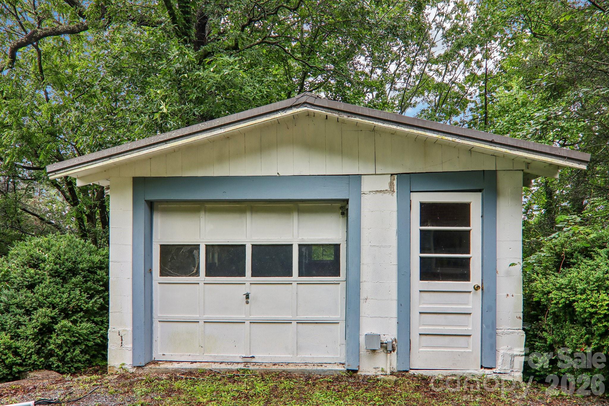 677 Mount Olivet Road — Zirconia