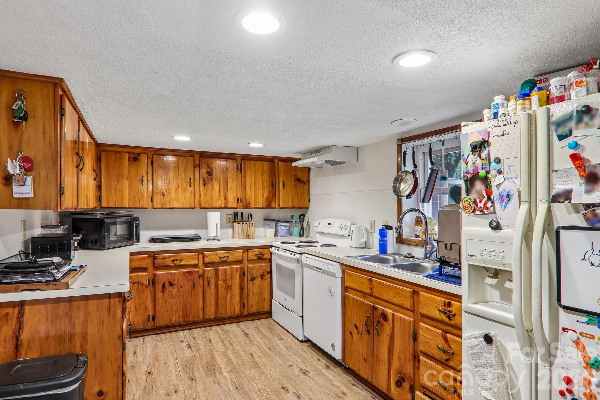 677 Mount Olivet Road — Zirconia