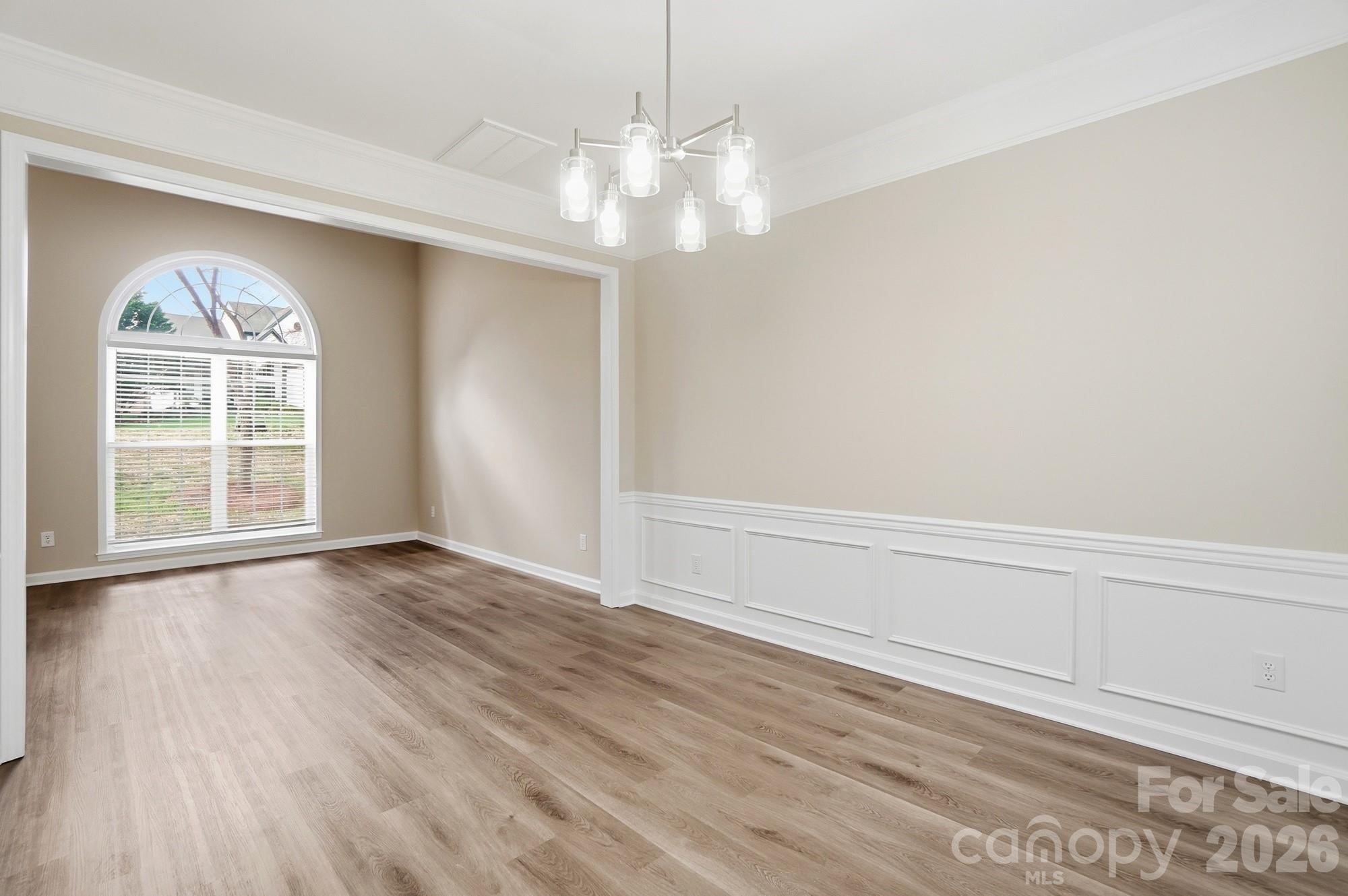 7711 Taymouth Lane — Charlotte
