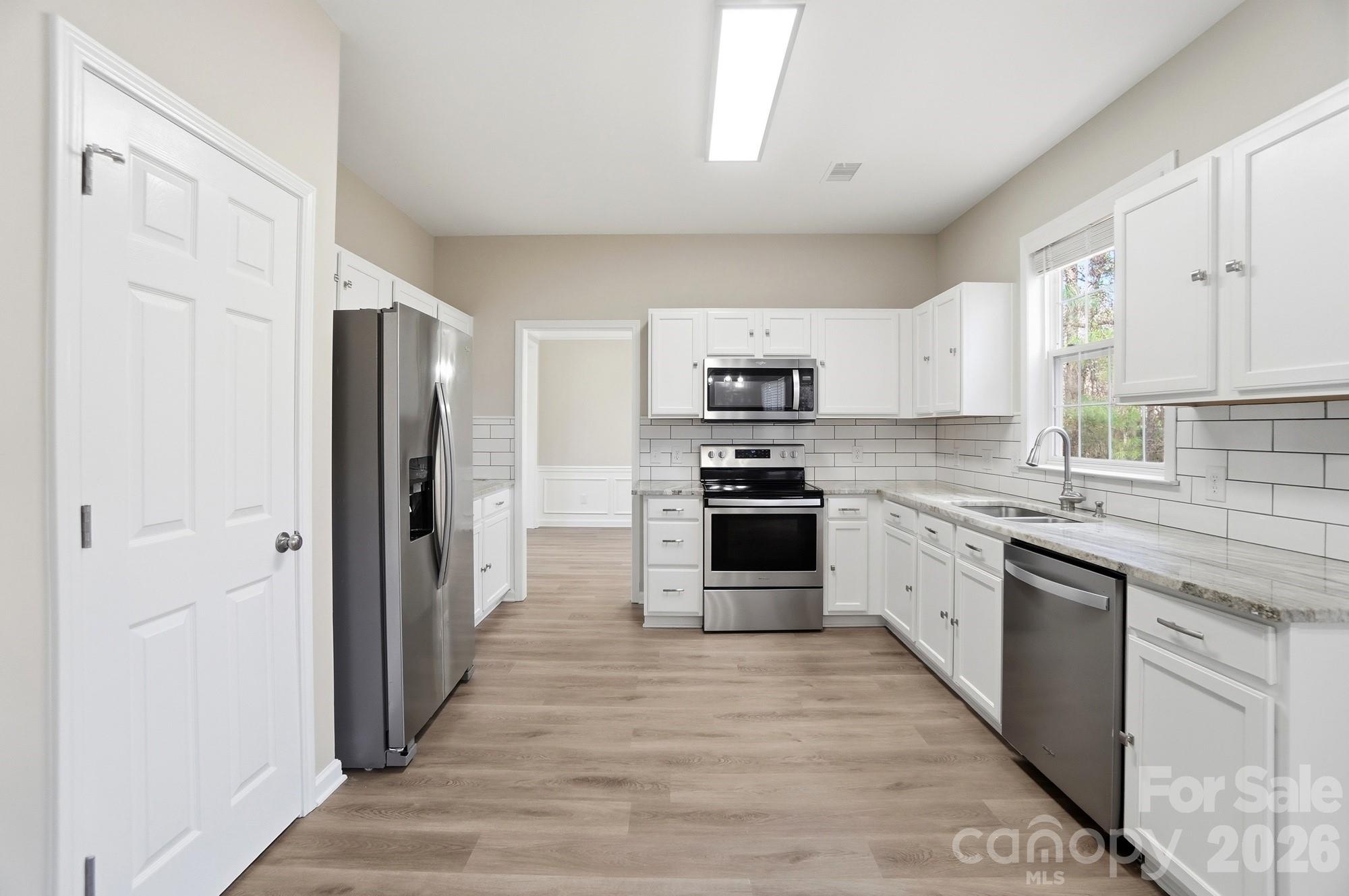 7711 Taymouth Lane — Charlotte