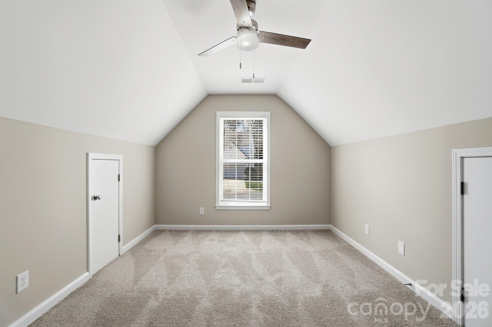 7711 Taymouth Lane — Charlotte