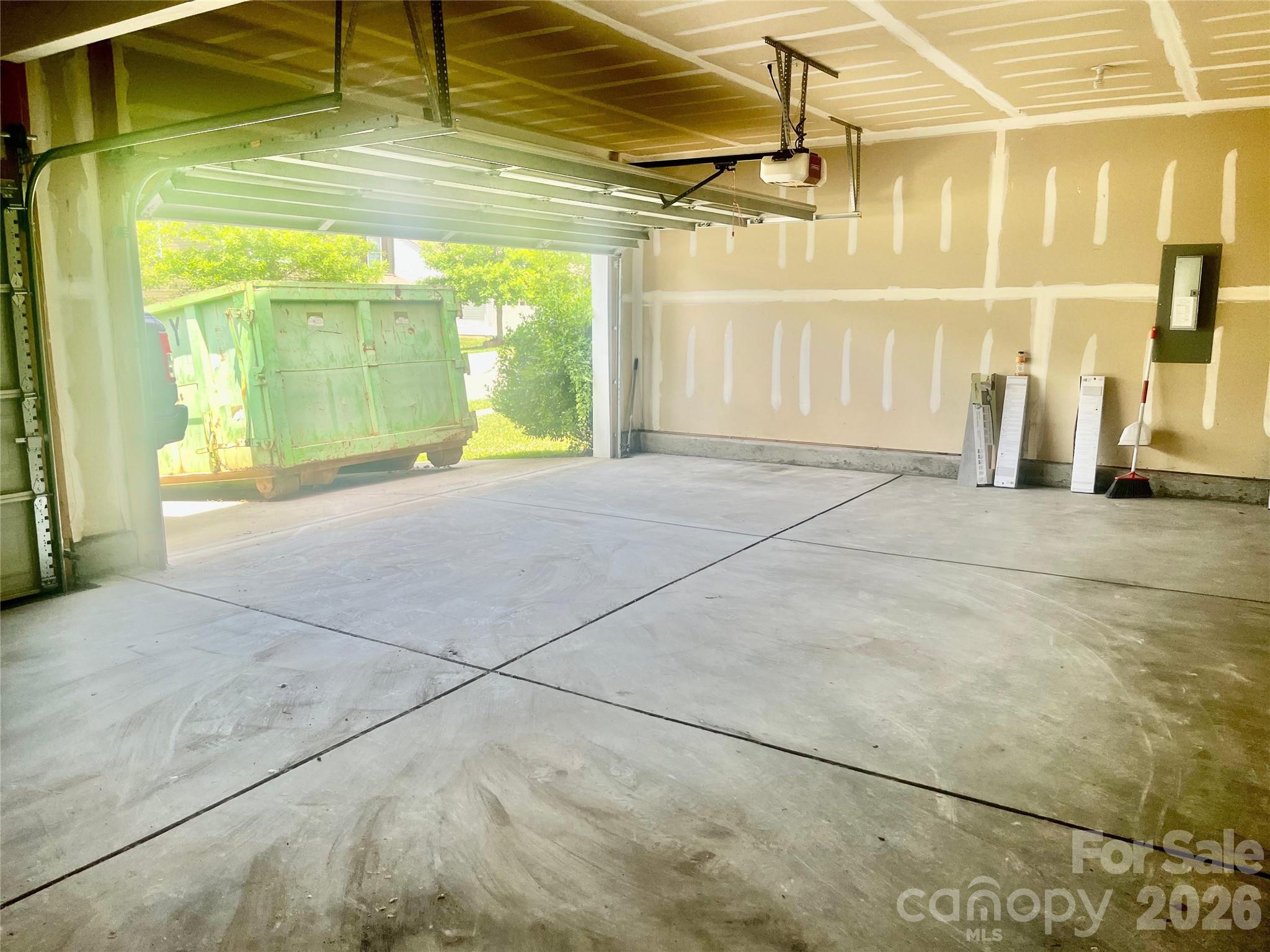 1821 Swan Drive — Charlotte
