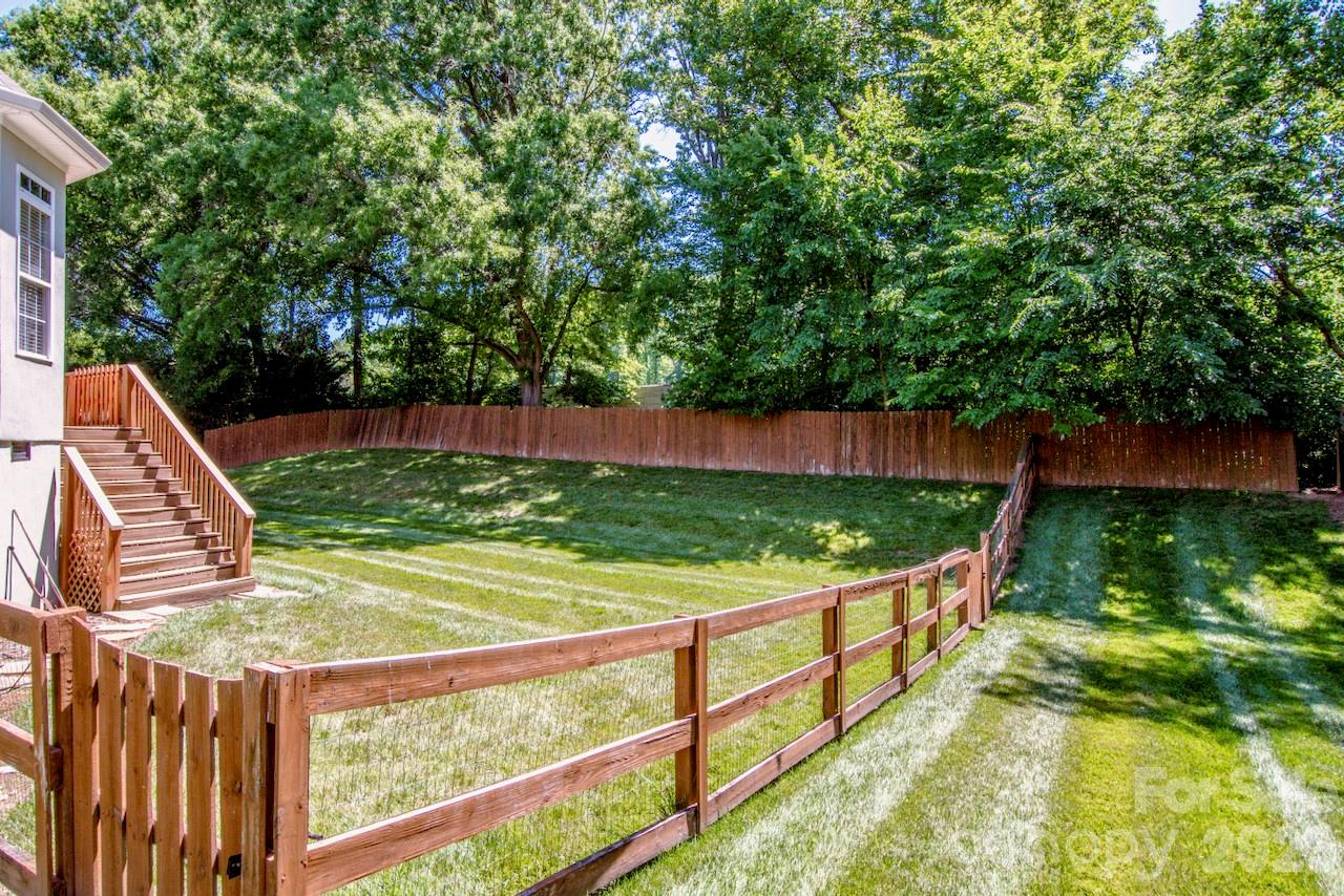 131 S Gibbs Road — Mooresville