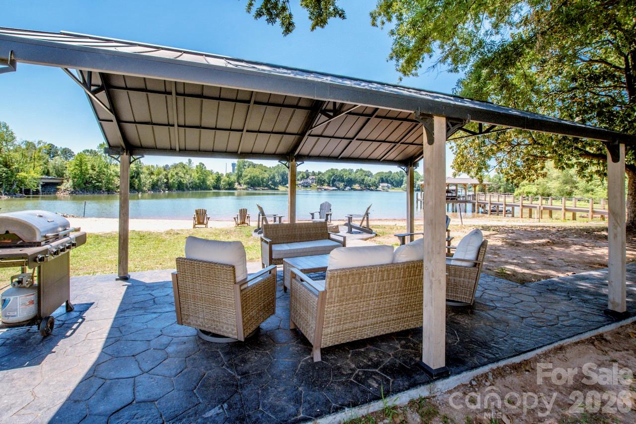 131 S Gibbs Road — Mooresville