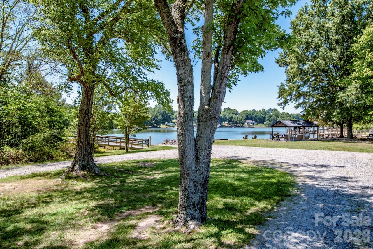 131 S Gibbs Road — Mooresville