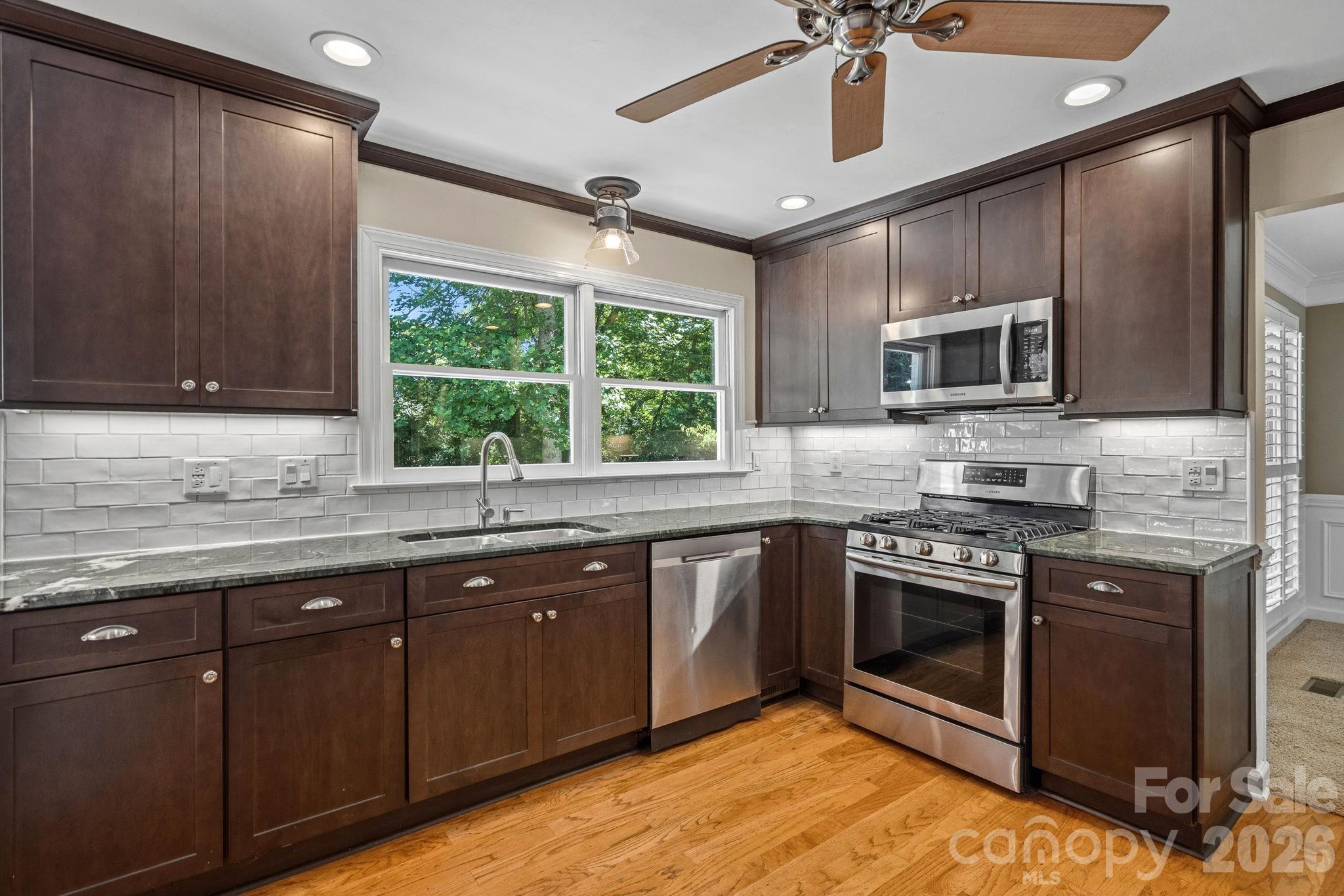 9037 Willow Trace Court — Huntersville