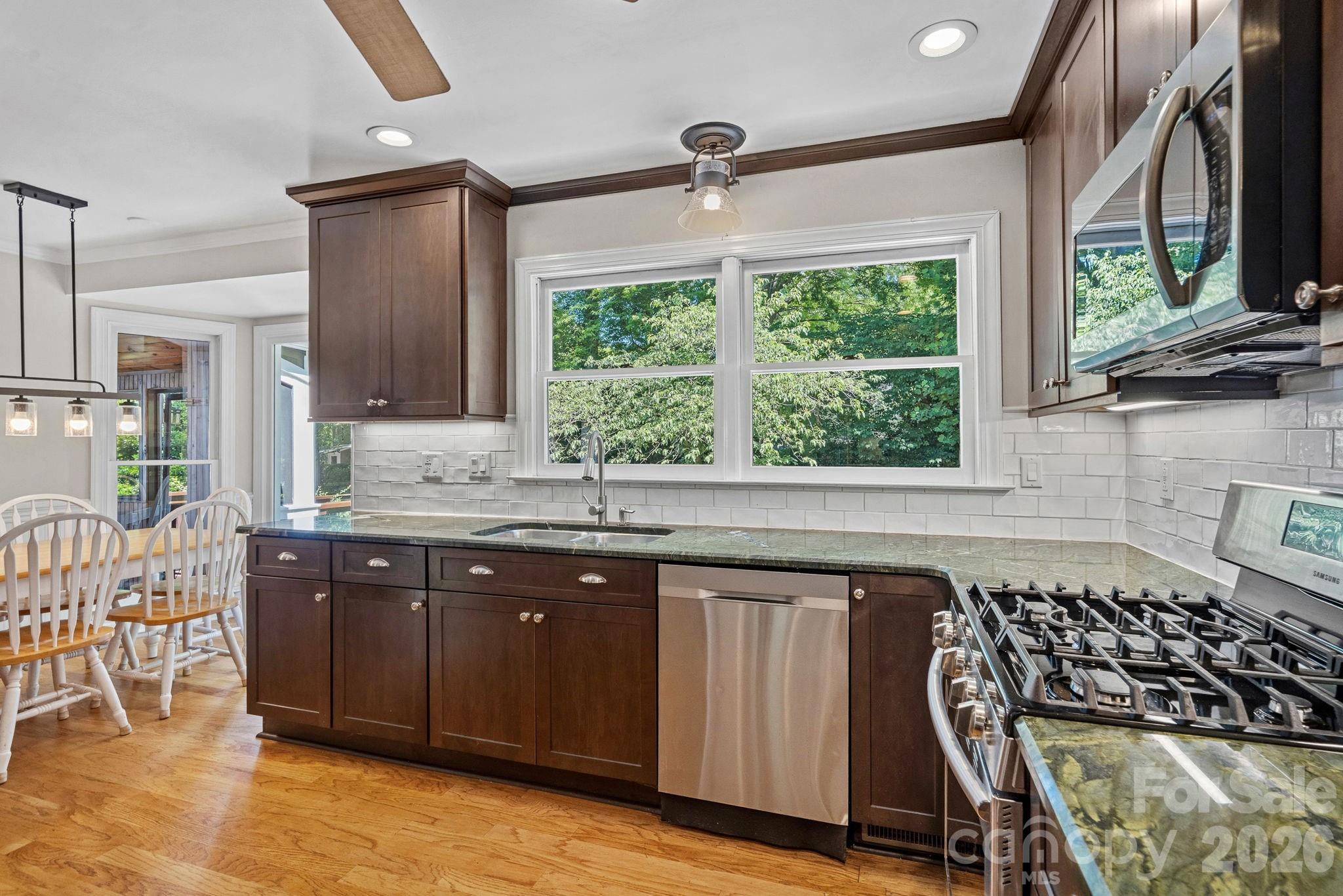 9037 Willow Trace Court — Huntersville