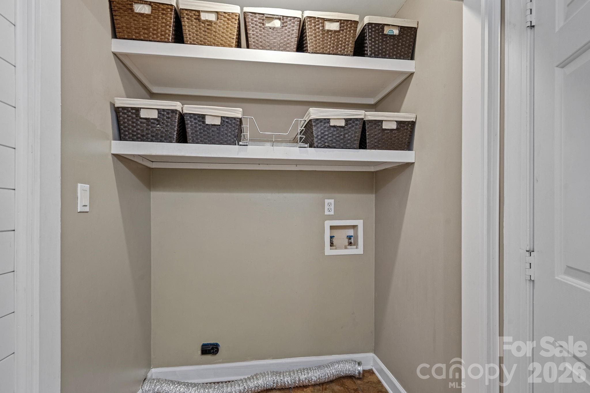 9037 Willow Trace Court — Huntersville
