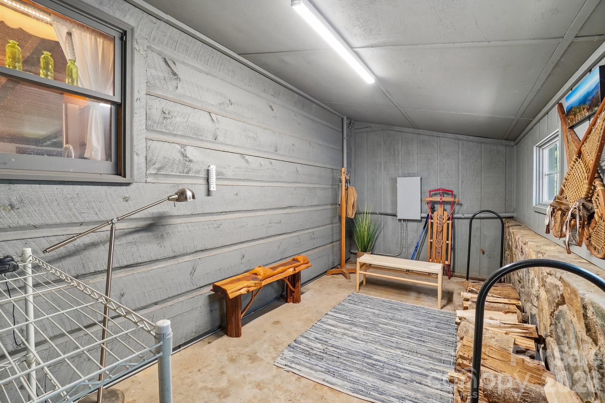 175 Village Lane — Mars Hill