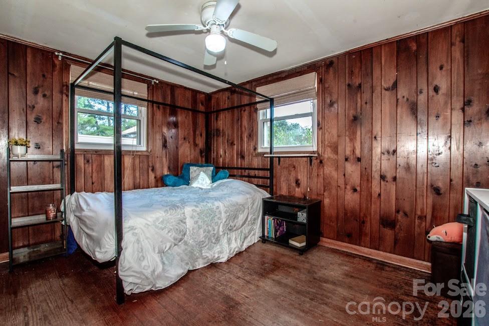 809 N Mulberry Street — Statesville