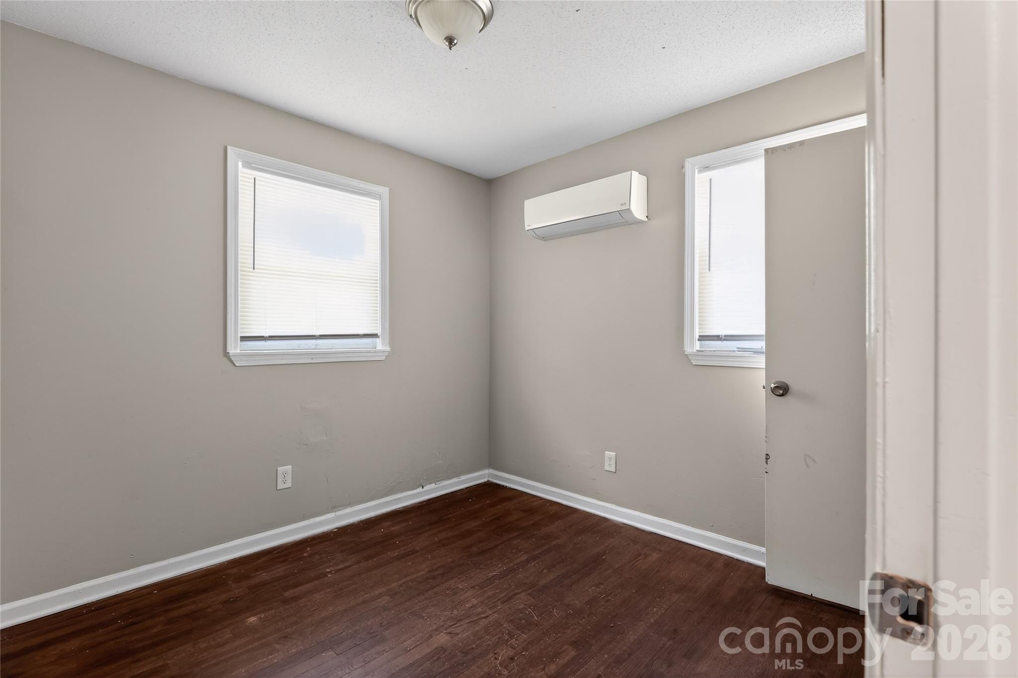 9 Delores Street — Greenville