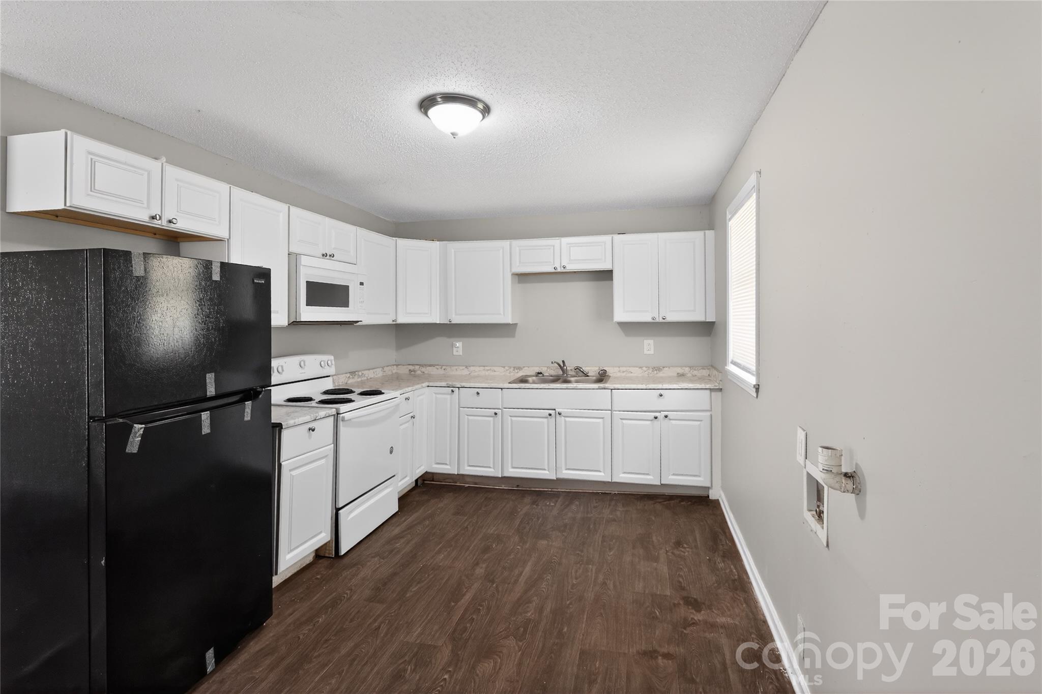 9 Delores Street — Greenville