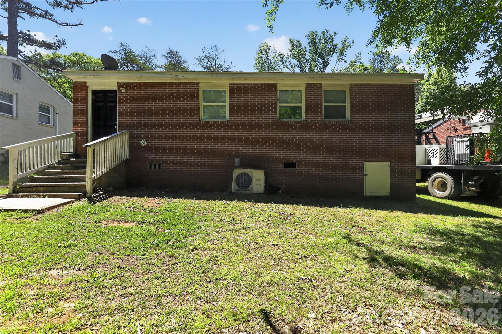 9 Delores Street — Greenville