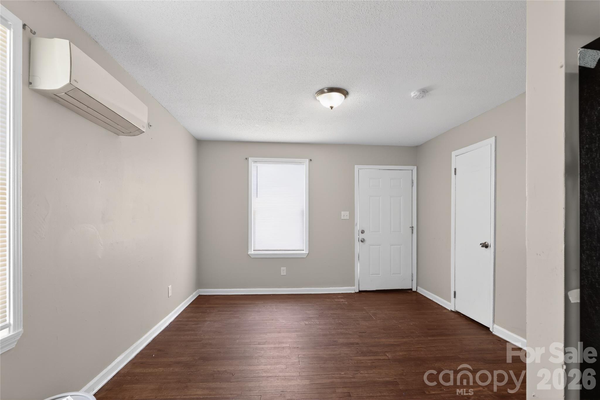 9 Delores Street — Greenville