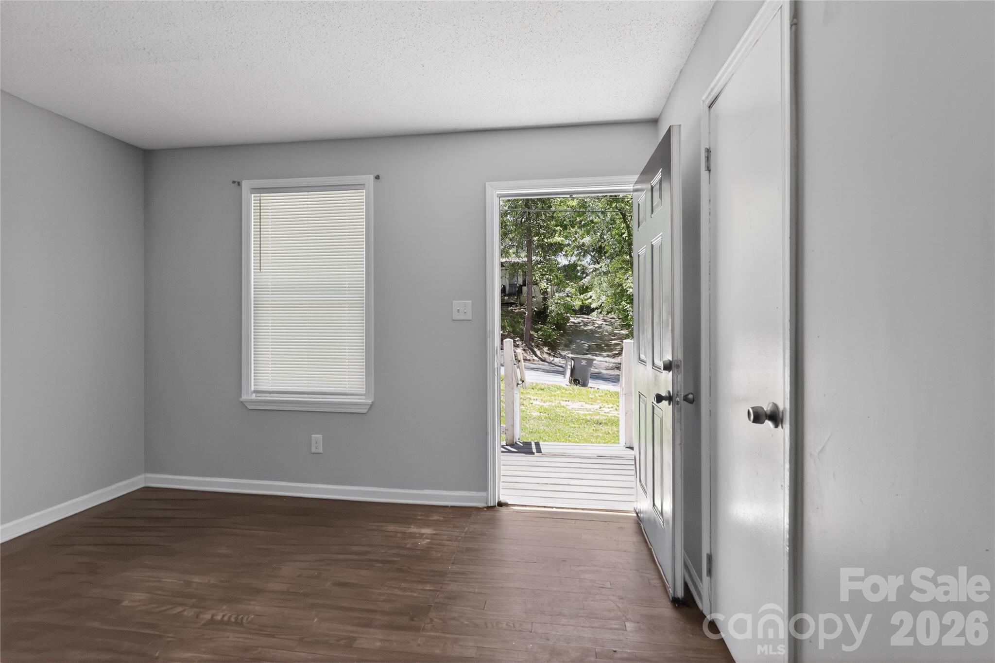 9 Delores Street — Greenville