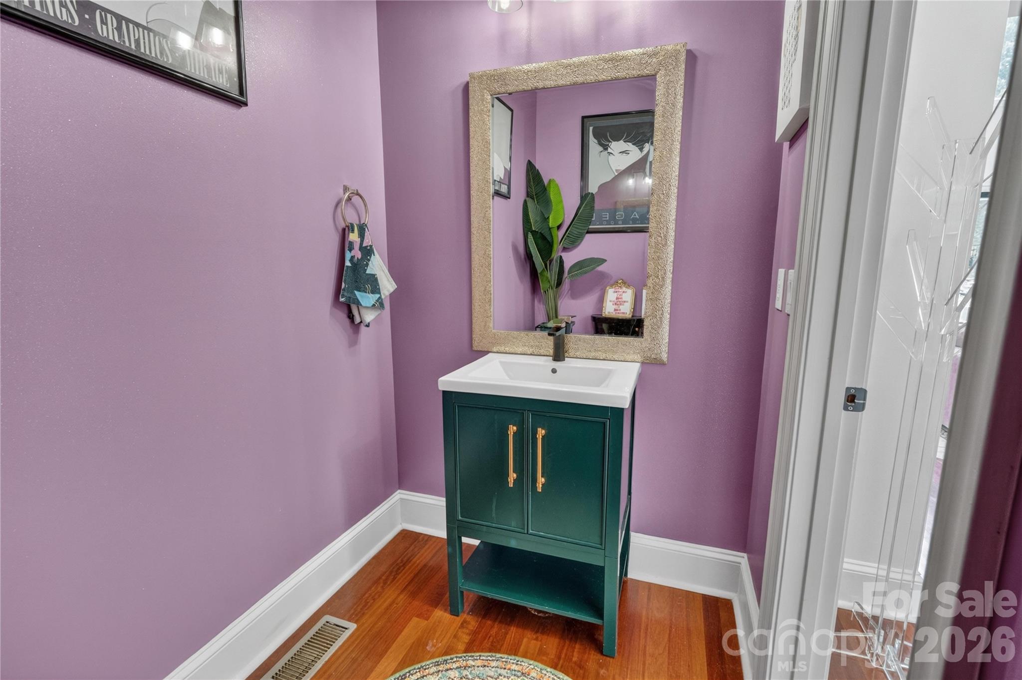 14136 Shaw Drive — Huntersville