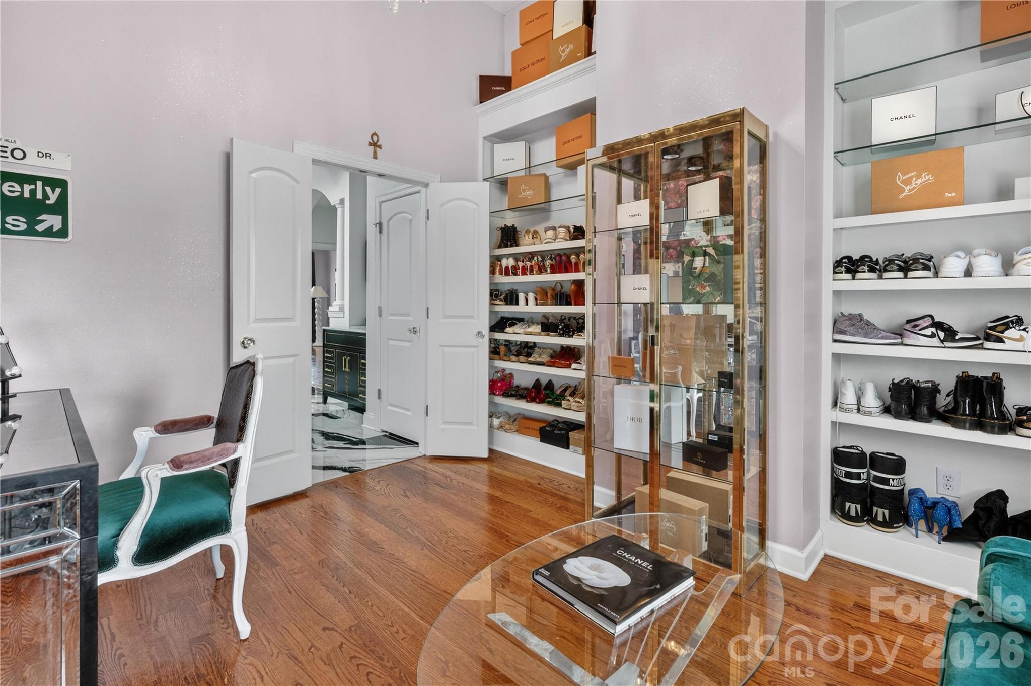 14136 Shaw Drive — Huntersville